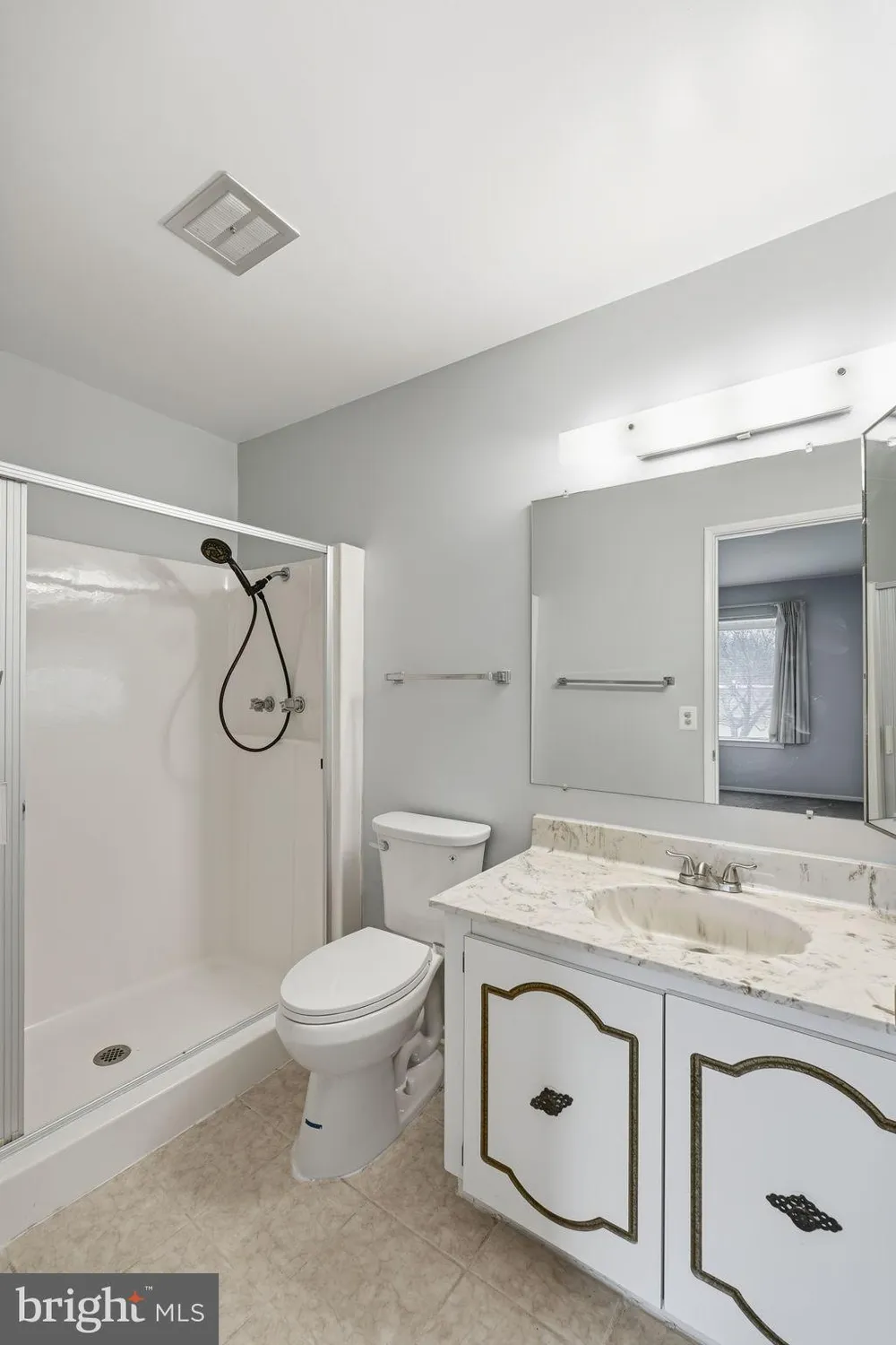 Property Slideshow image 30 of 32 | 3103 beckenham ct # 252-d, Silver Spring, MD, 20906