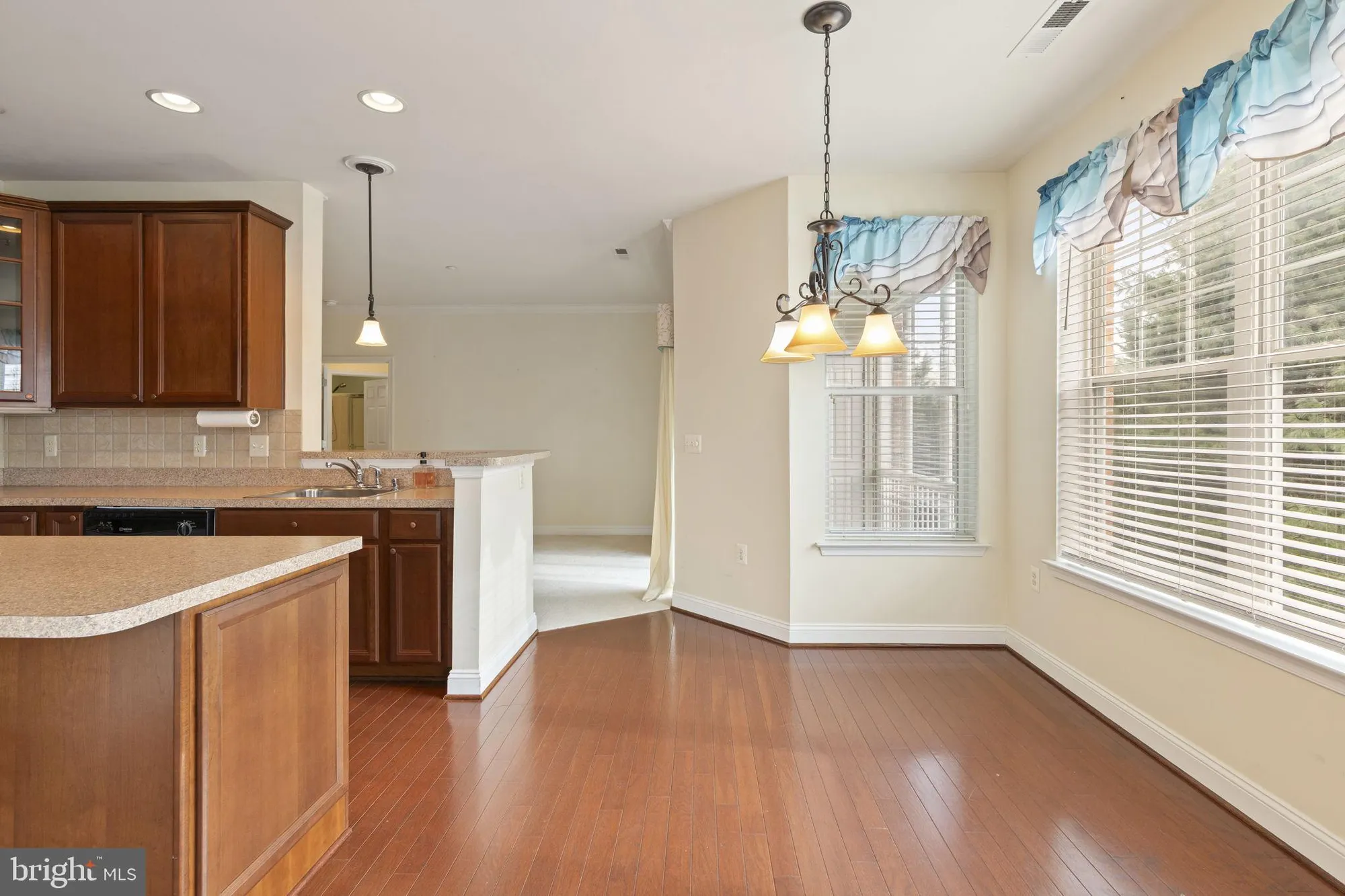 Property Slideshow image 7 of 23 | 309 tiree ct unit 203, Abingdon, MD, 21009
