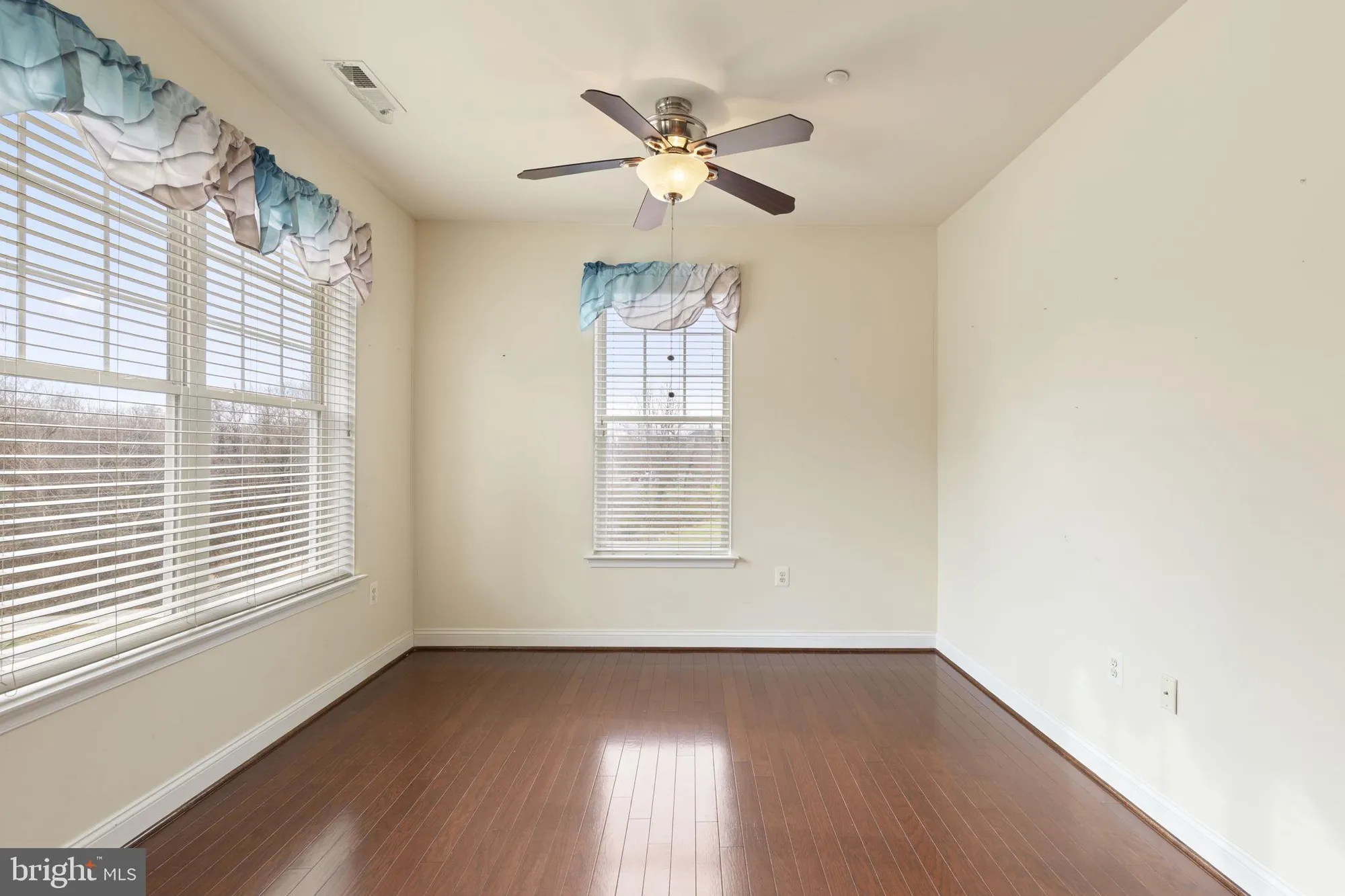 Property Slideshow image 8 of 23 | 309 tiree ct unit 203, Abingdon, MD, 21009