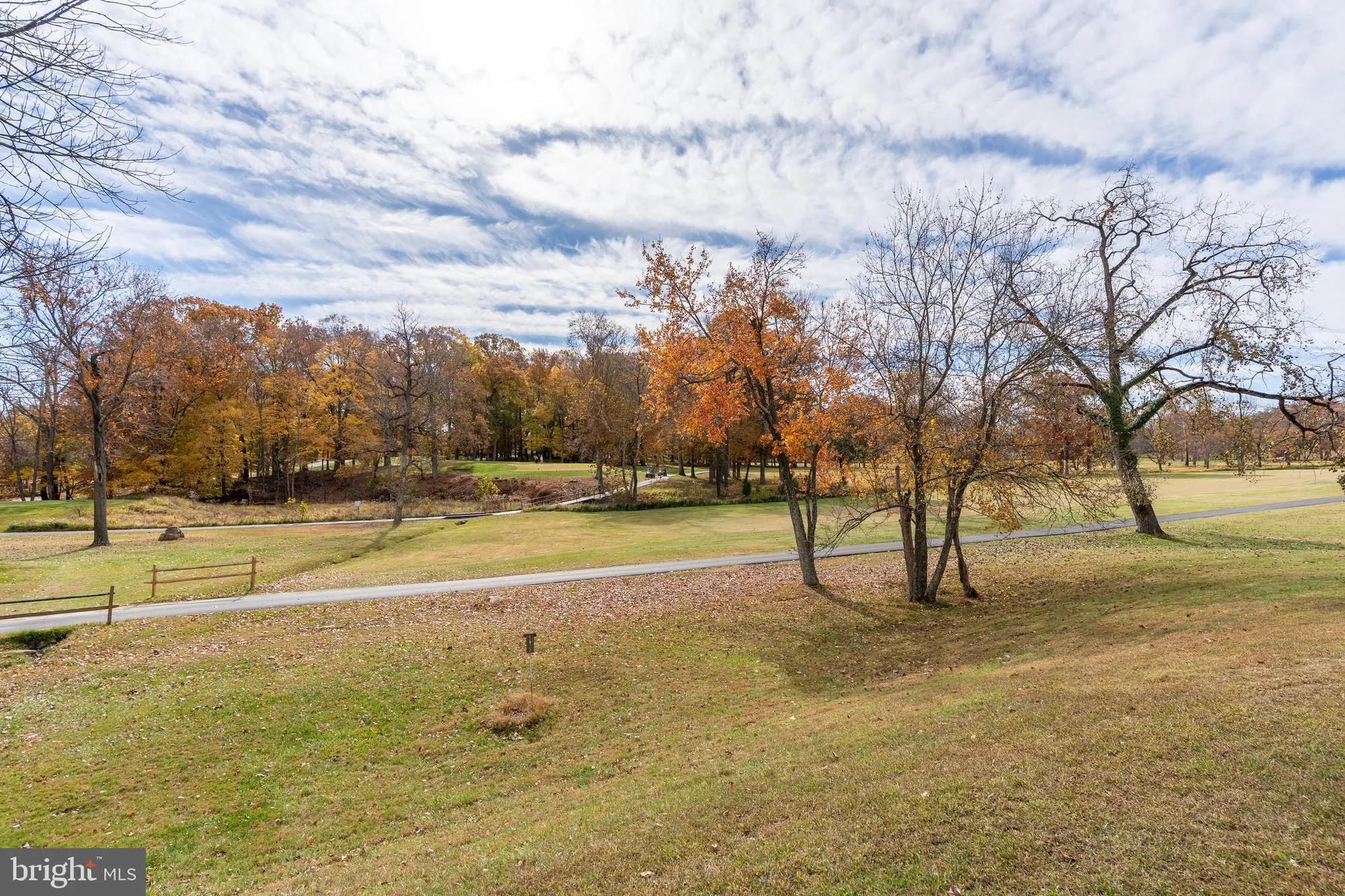 Property Slideshow image 35 of 37 | 15101 interlachen dr 1-612, Silver Spring, MD, 20906