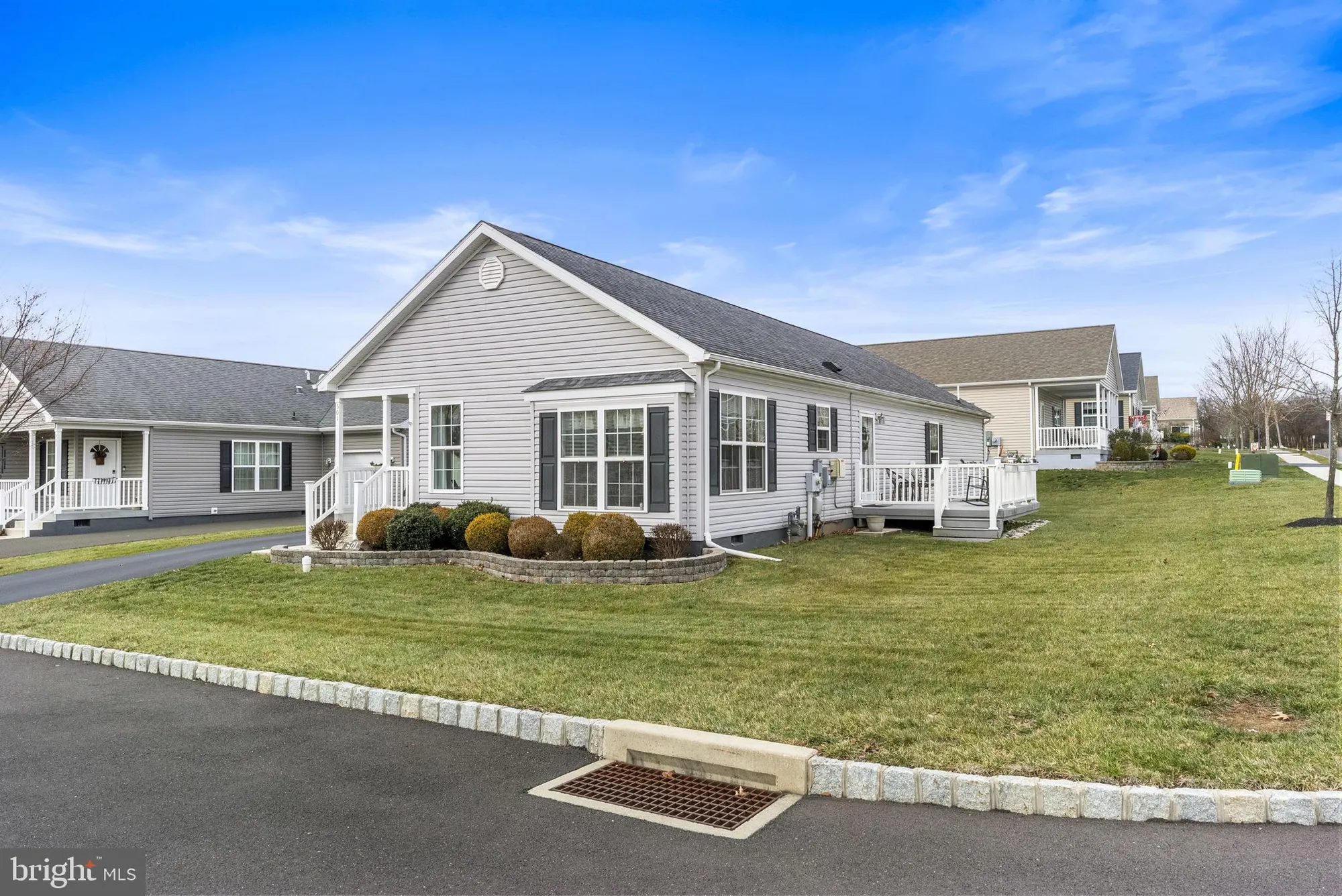 Property Slideshow image 4 of 34 | 501 blue bell springs dr, Blue Bell, PA, 19422