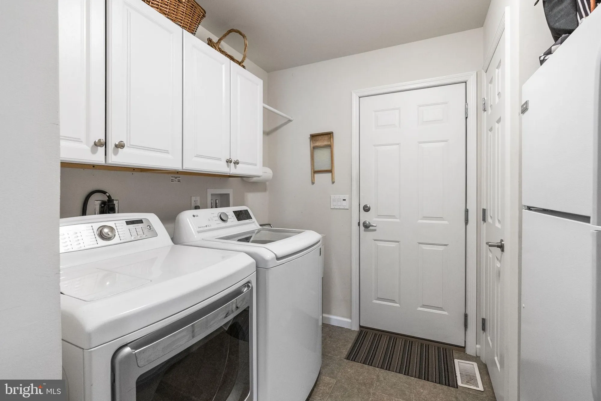 Property Slideshow image 29 of 34 | 501 blue bell springs dr, Blue Bell, PA, 19422