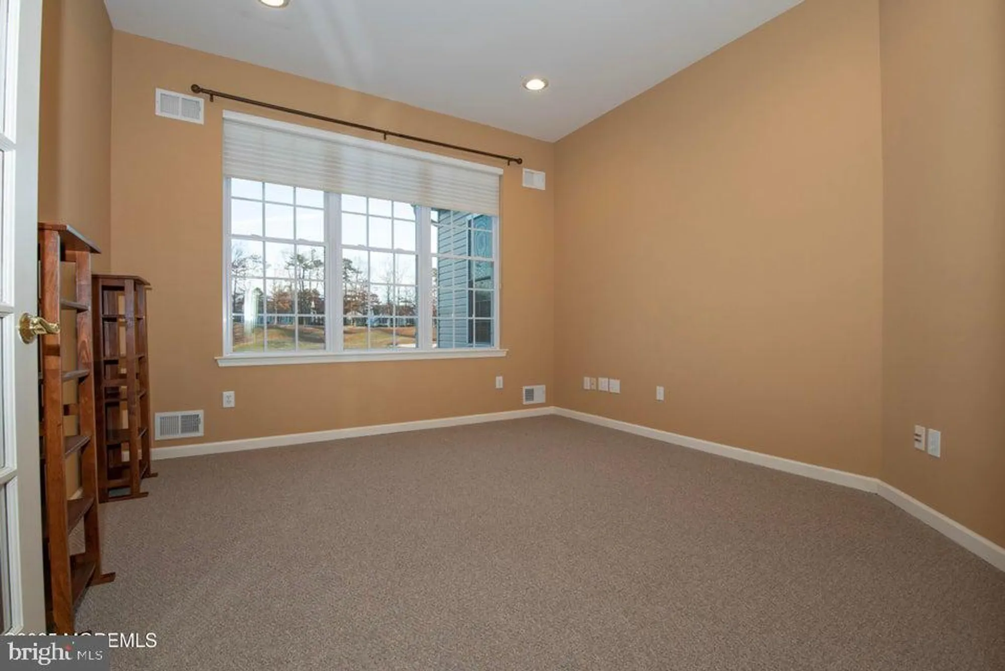 Property Slideshow image 39 of 68 | 110 wild dunes way, Jackson, NJ, 08527