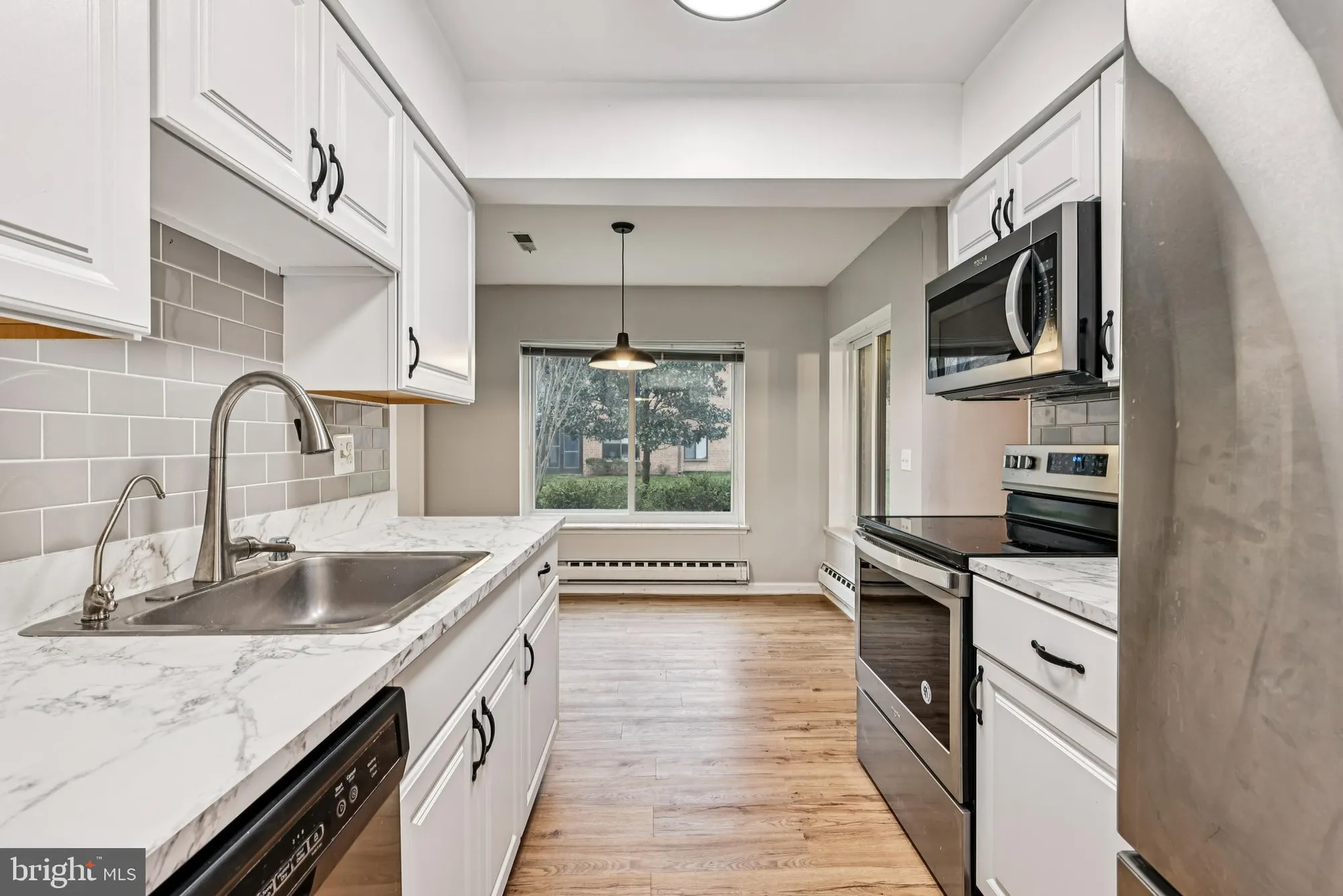 Property Slideshow image 23 of 28 | 15310 pine orchard dr # 84-1b, Silver Spring, MD, 20906