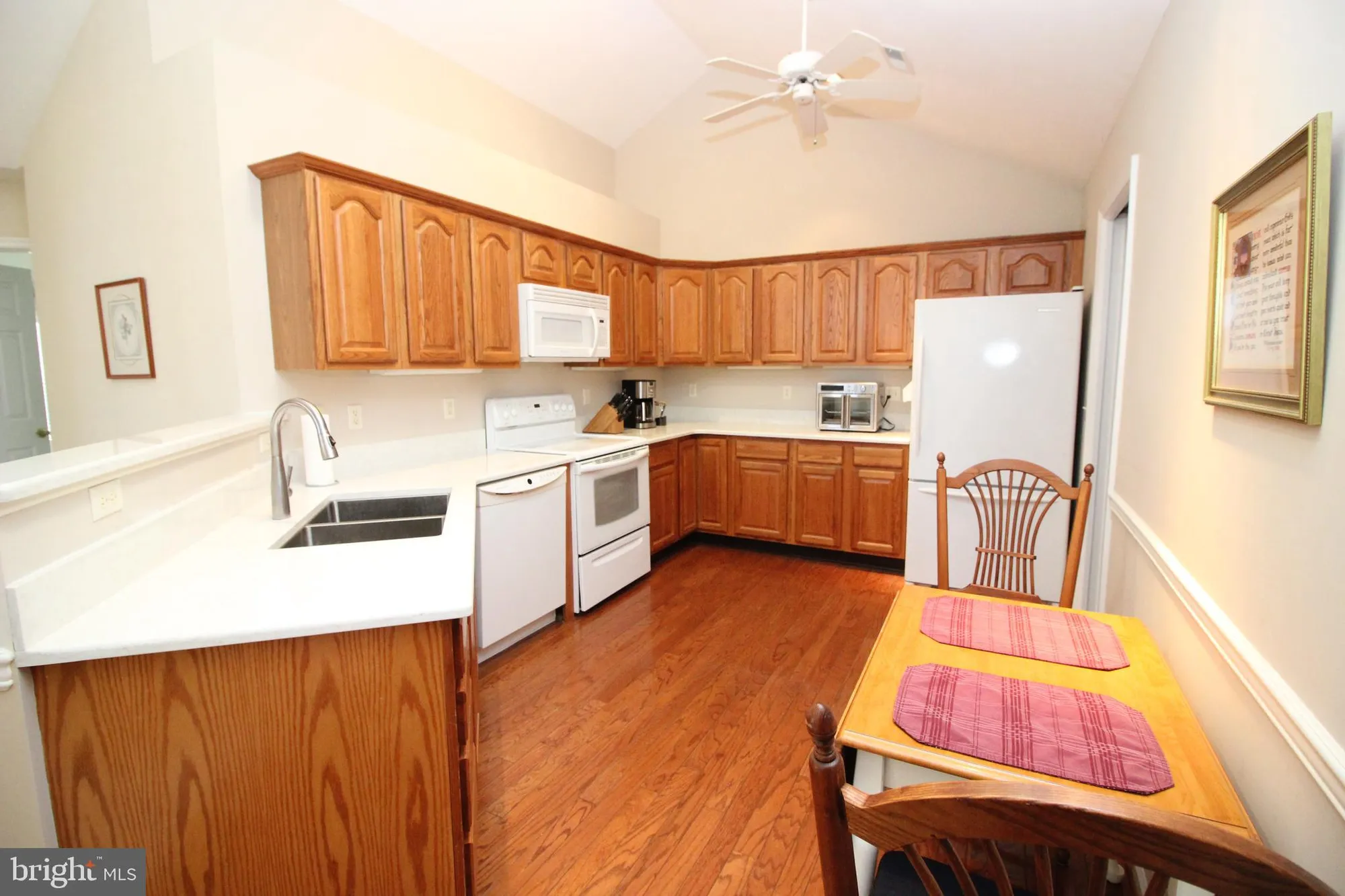 Property Slideshow image 12 of 31 | 35 chancery ct, Souderton, PA, 18964