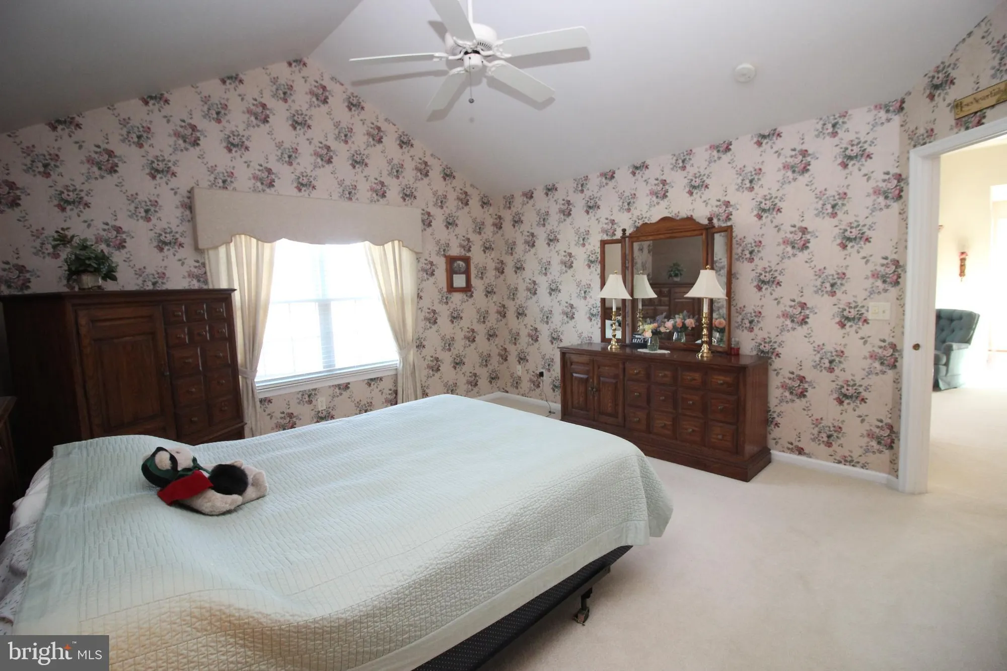 Property Slideshow image 16 of 31 | 35 chancery ct, Souderton, PA, 18964