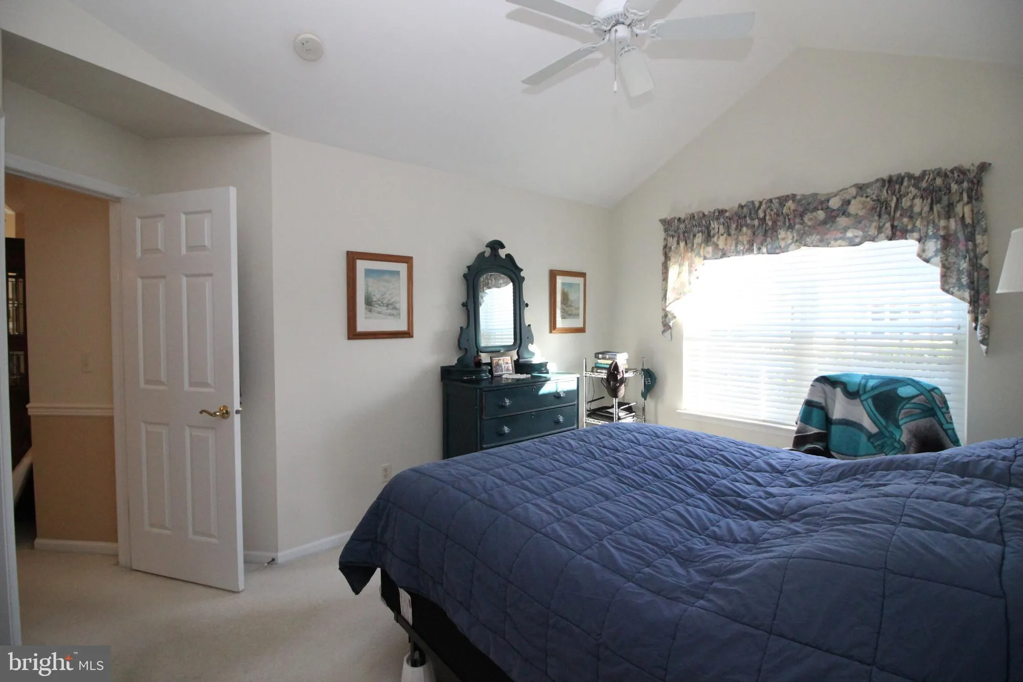 Property Slideshow image 23 of 31 | 35 chancery ct, Souderton, PA, 18964