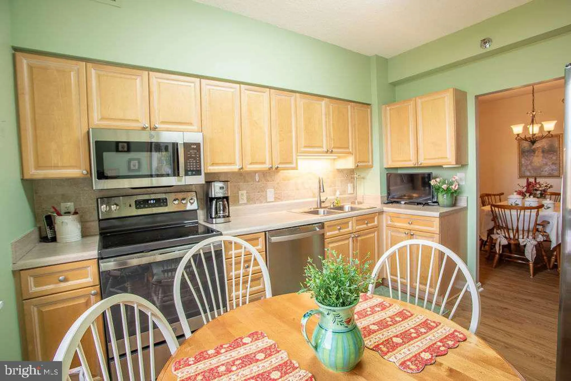 Property Slideshow image 13 of 25 | 3005 s leisure world blvd 812, Silver Spring, MD, 20906