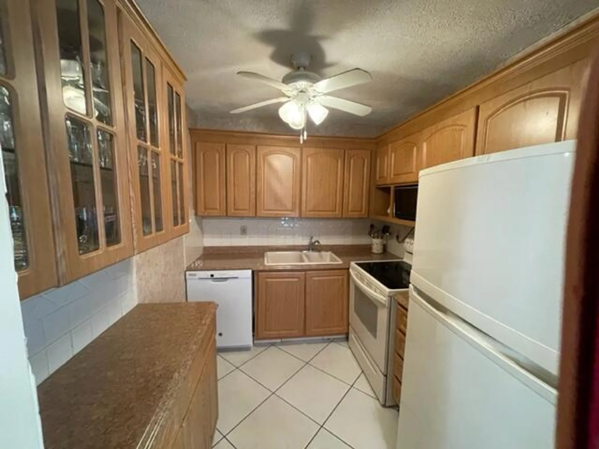 Property Slideshow image 3 of 42 | 350 horizons e unit e 206, Boynton Beach, FL, 33435