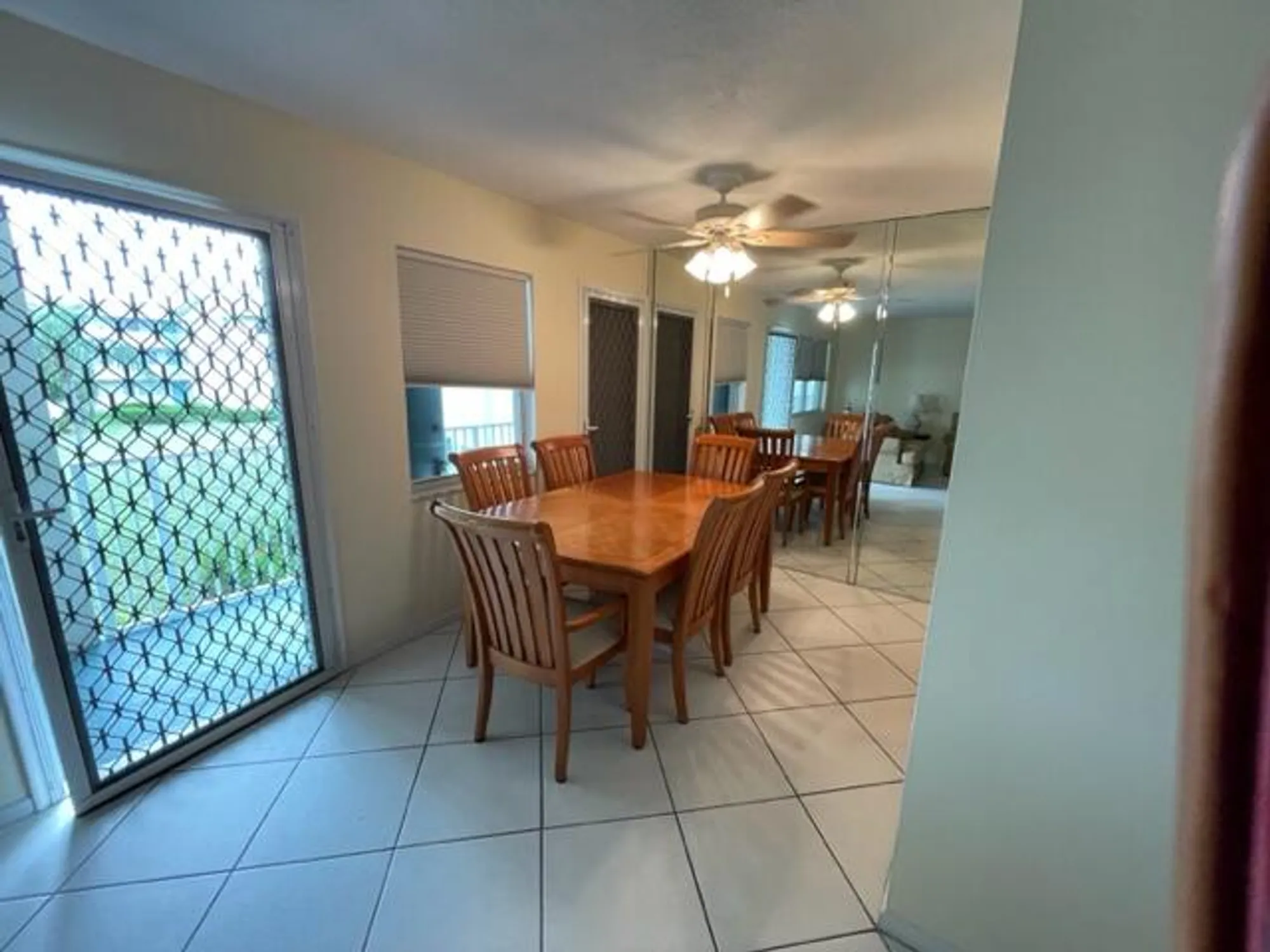 Property Slideshow image 5 of 42 | 350 horizons e unit e 206, Boynton Beach, FL, 33435