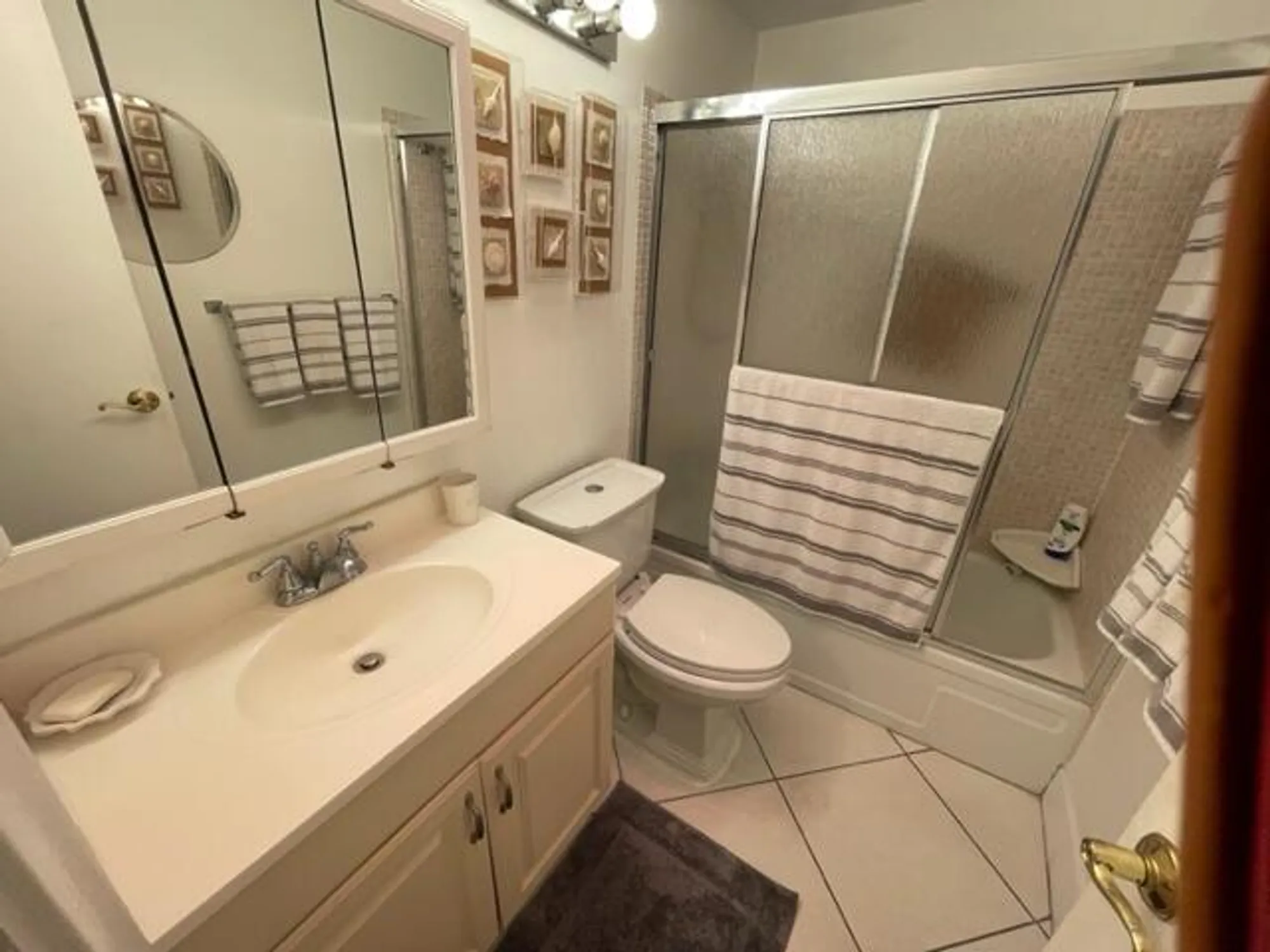 Property Slideshow image 9 of 42 | 350 horizons e unit e 206, Boynton Beach, FL, 33435