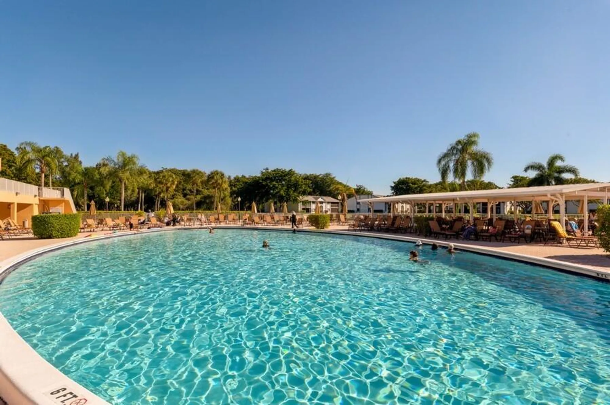 Property Slideshow image 8 of 12 | 15342 lakes of delray blvd apt 94, Delray Beach, FL, 33484