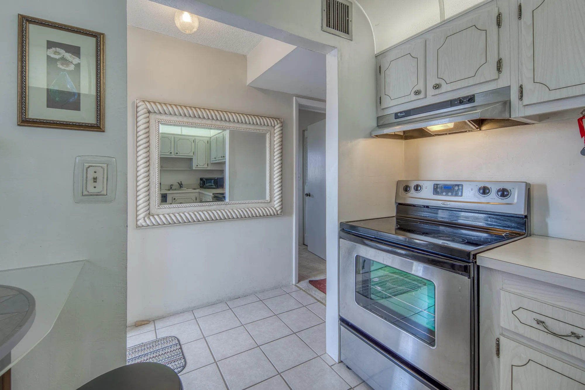 Property Slideshow image 16 of 45 | 2682 garden dr 301, Lake Worth, FL, 33461