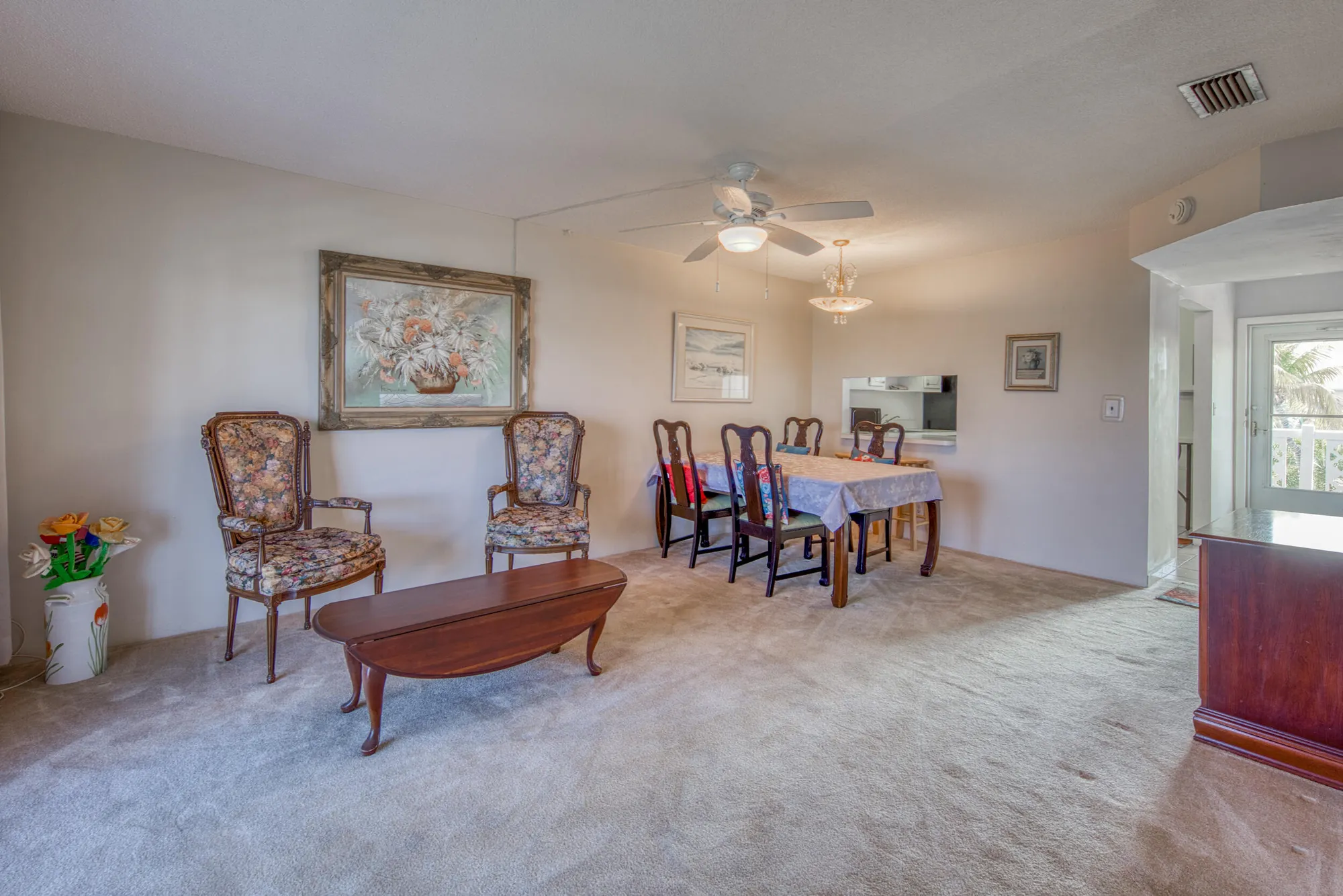 Property Slideshow image 5 of 45 | 2682 garden dr 301, Lake Worth, FL, 33461