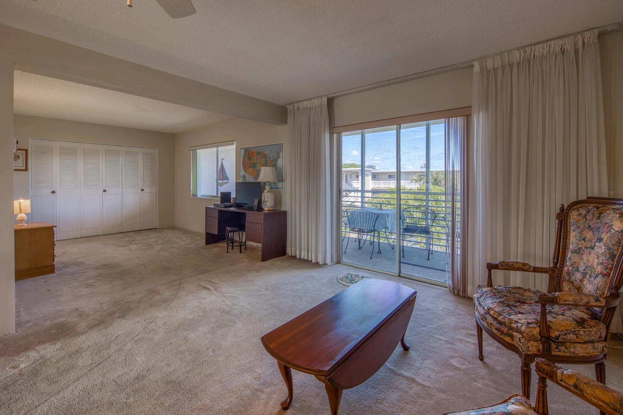 Property Slideshow image 7 of 45 | 2682 garden dr 301, Lake Worth, FL, 33461