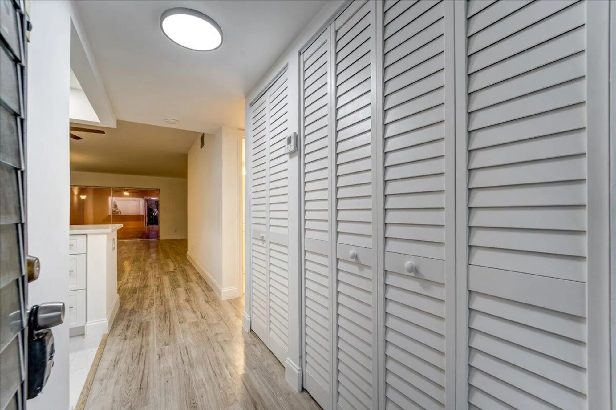 Property Slideshow image 7 of 19 | 3601 inverrary dr 102, Lauderhill, FL, 33319