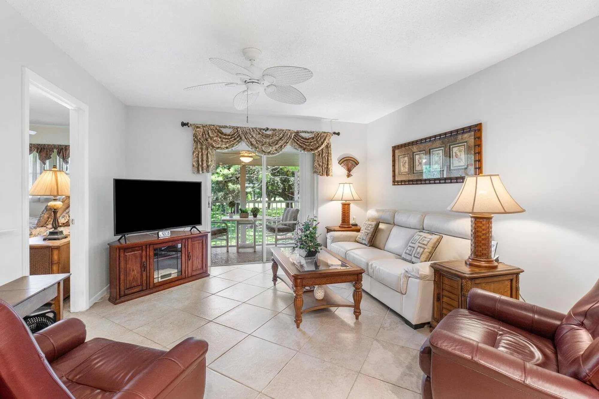 Property Slideshow image 8 of 37 | 18081 se country club dr bldg 18 unit 176, Jupiter, FL, 33469