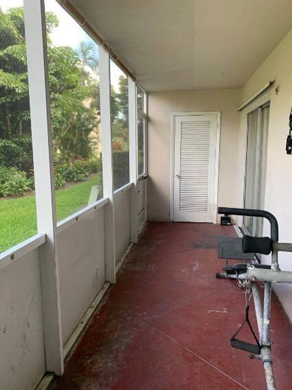 Property Slideshow image 17 of 26 | 2682 garden dr 101, Lake Worth, FL, 33461