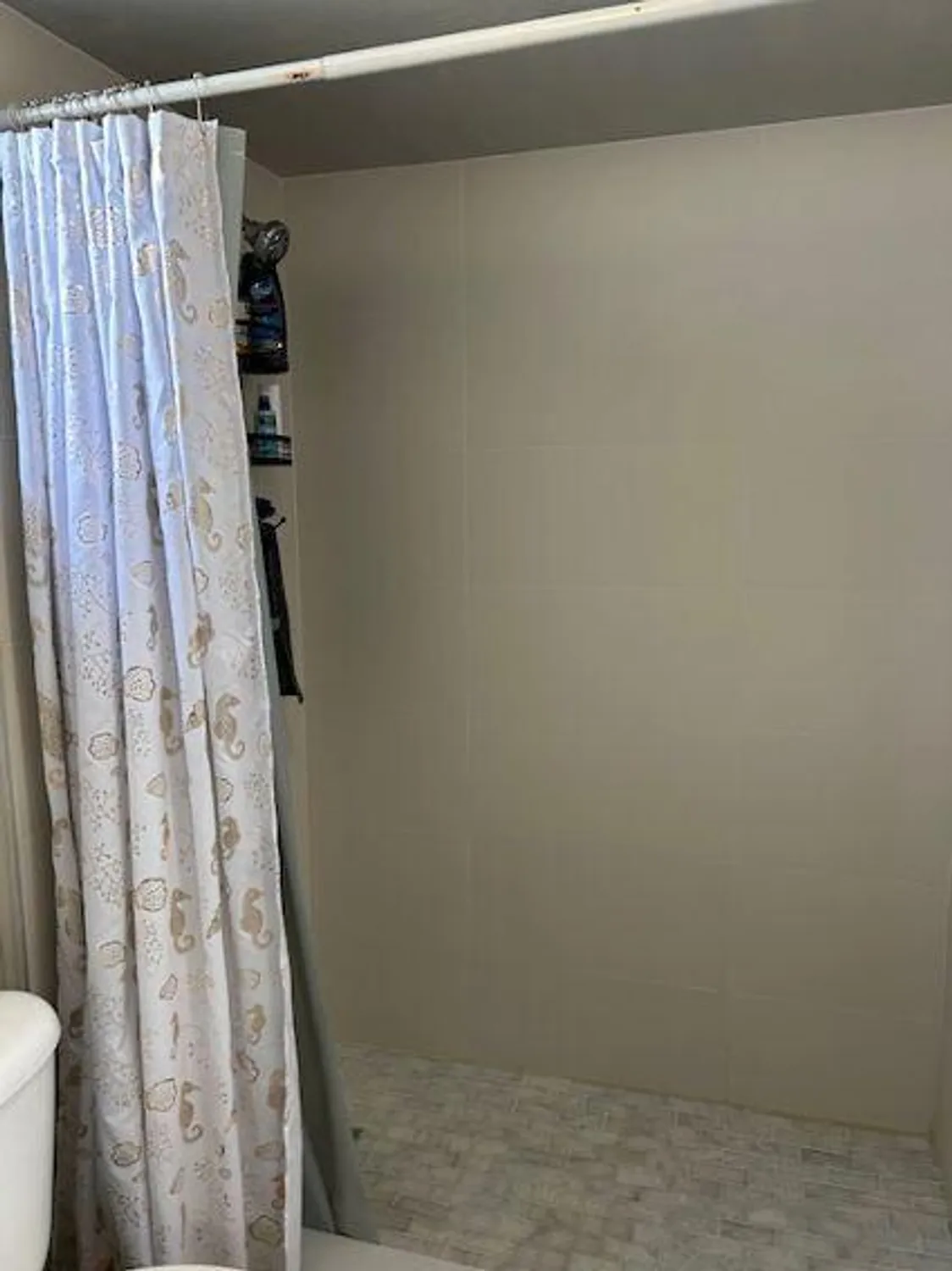 Property Slideshow image 14 of 26 | 2682 garden dr 101, Lake Worth, FL, 33461