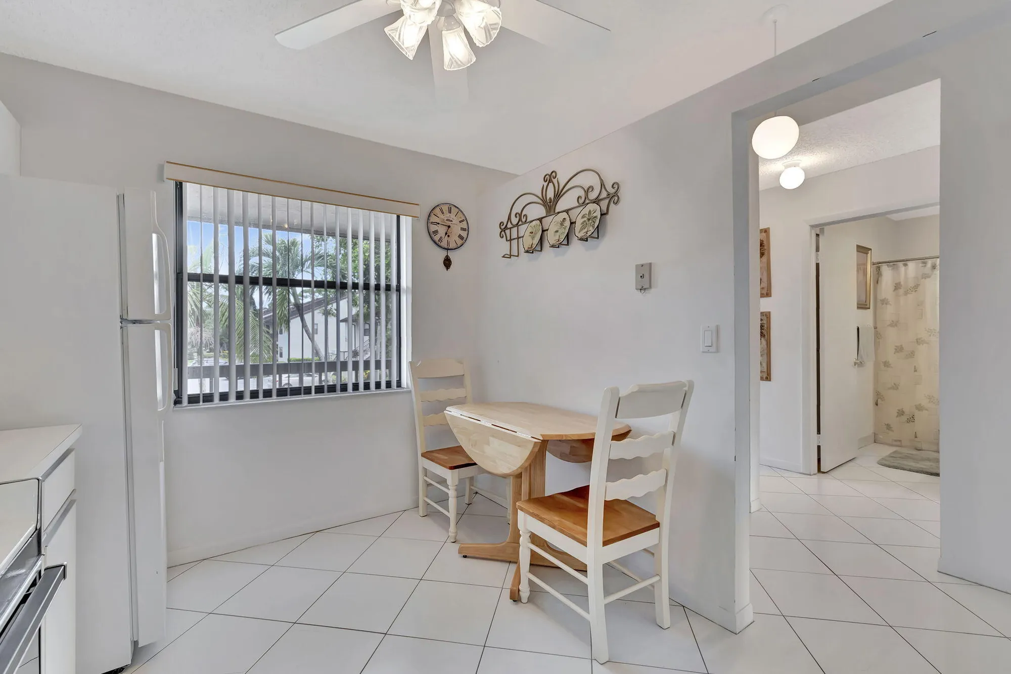 Property Slideshow image 12 of 61 | 7618 tahiti ln 201, Lake Worth, FL, 33467