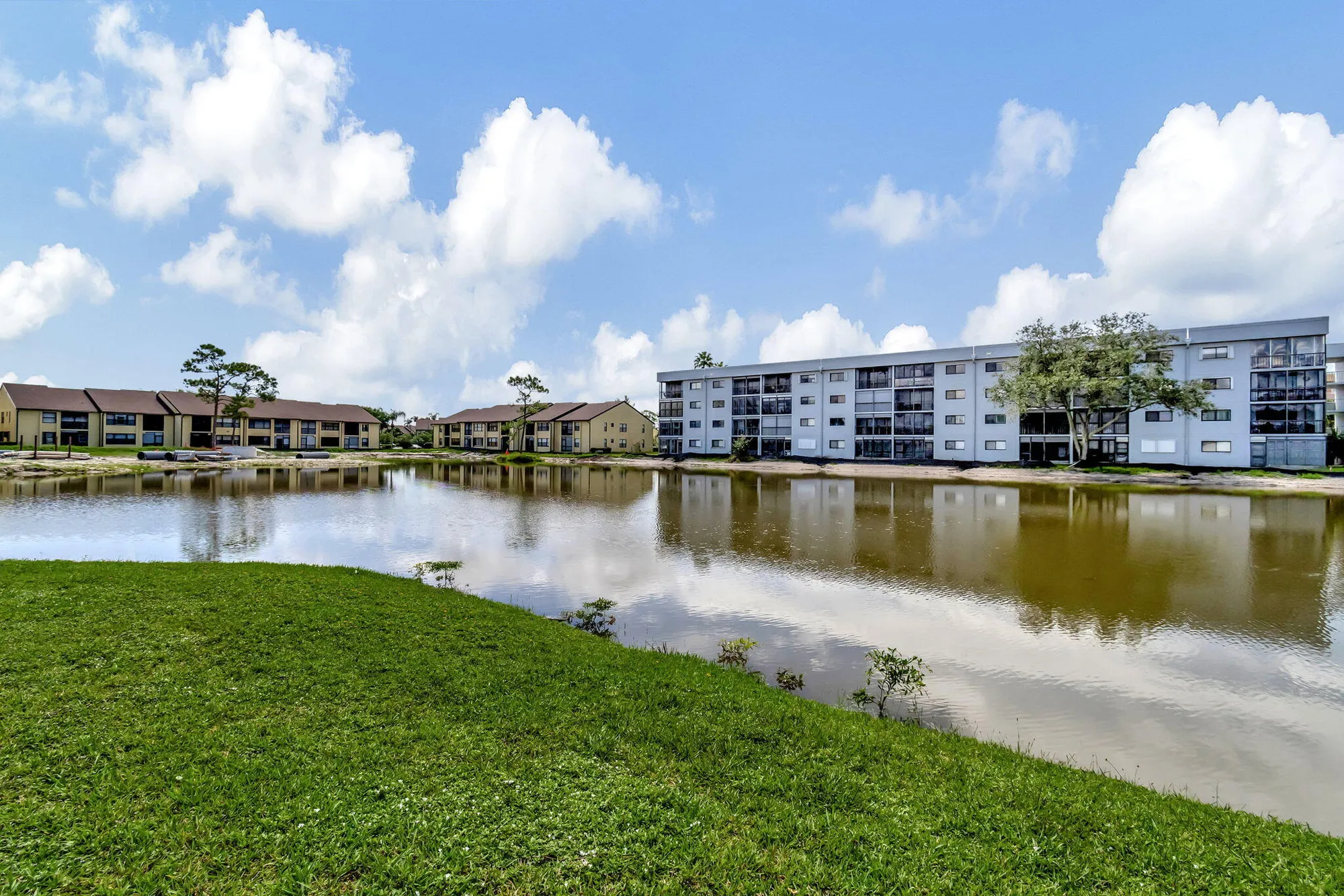 Property Slideshow image 46 of 61 | 7618 tahiti ln 201, Lake Worth, FL, 33467