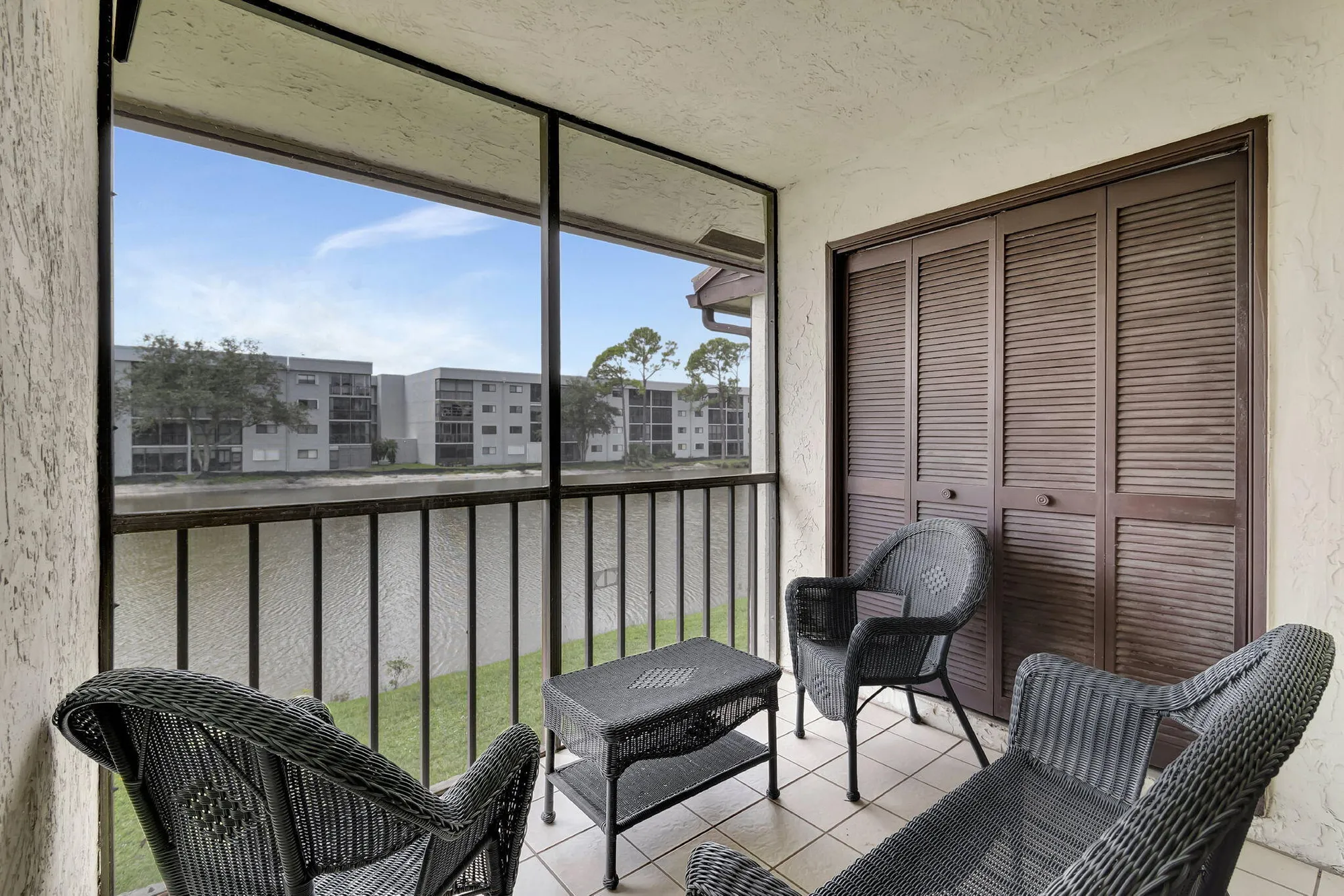 Property Slideshow image 19 of 61 | 7618 tahiti ln 201, Lake Worth, FL, 33467