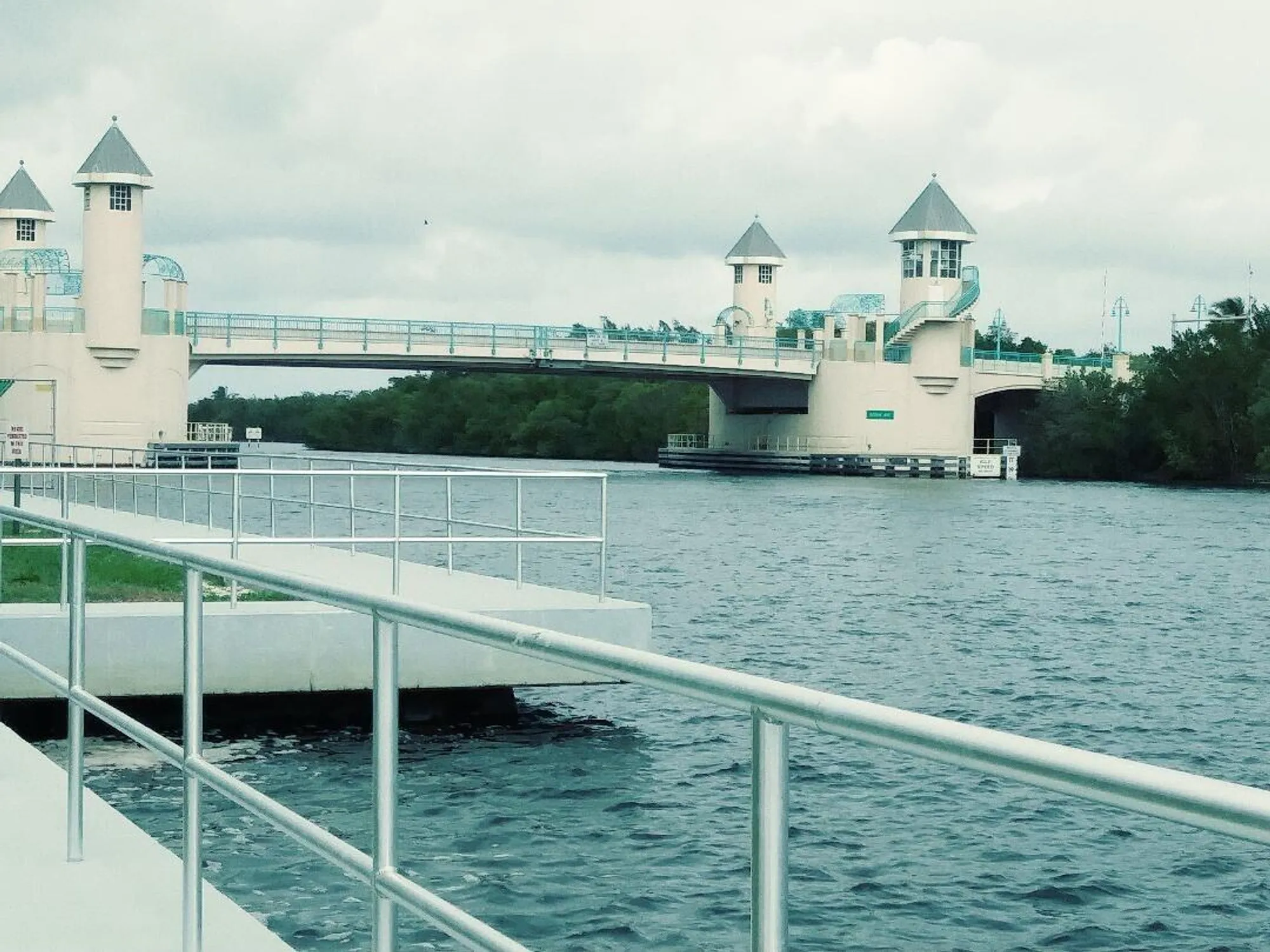 Property Slideshow image 4 of 18 | 880 horizons 111, Boynton Beach, FL, 33435