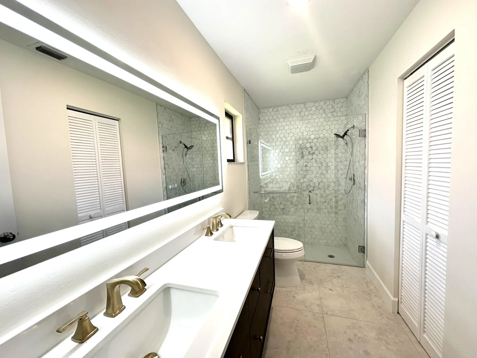 Property Slideshow image 21 of 30 | 6410 royal manor cir, Delray Beach, FL, 33484