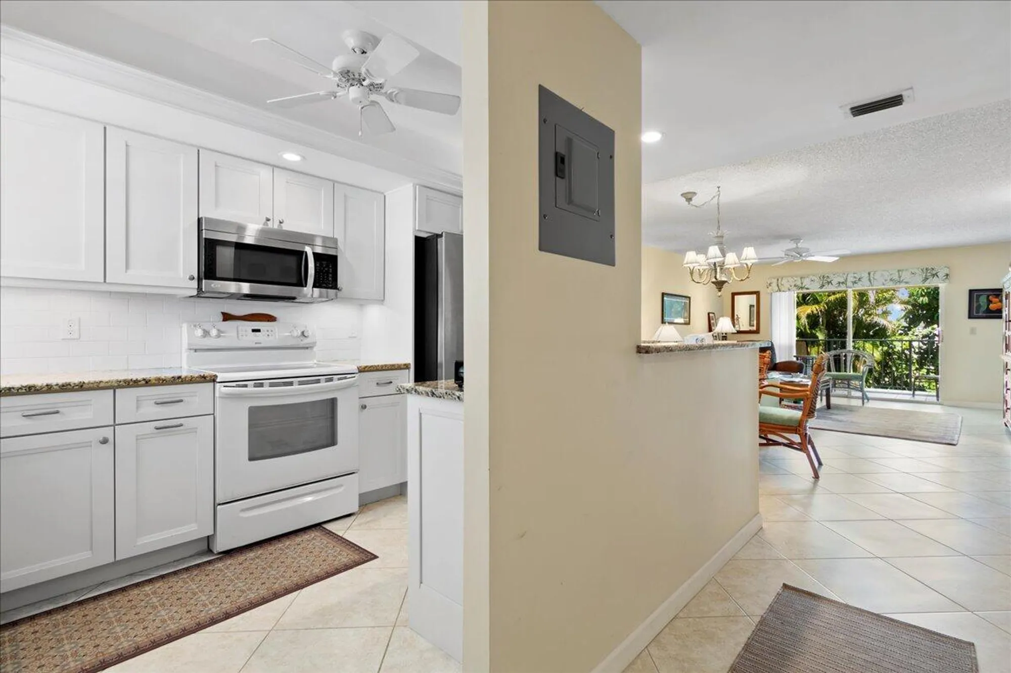 Property Slideshow image 6 of 36 | 1251 sugar sands blvd apt 221, Riviera Beach, FL, 33404