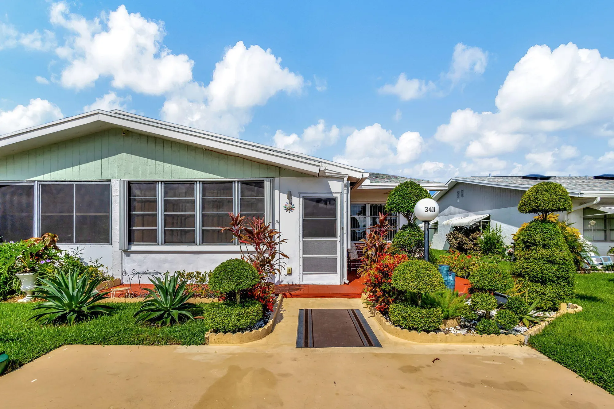 Property Slideshow image 4 of 85 | 3411 christopher st, West Palm Beach, FL, 33417