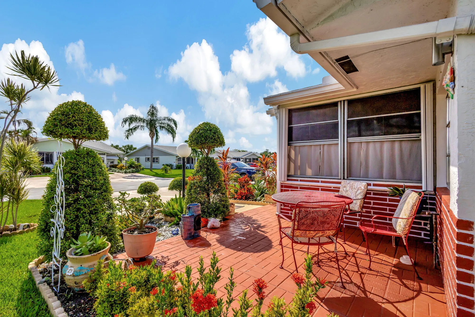 Property Slideshow image 7 of 85 | 3411 christopher st, West Palm Beach, FL, 33417