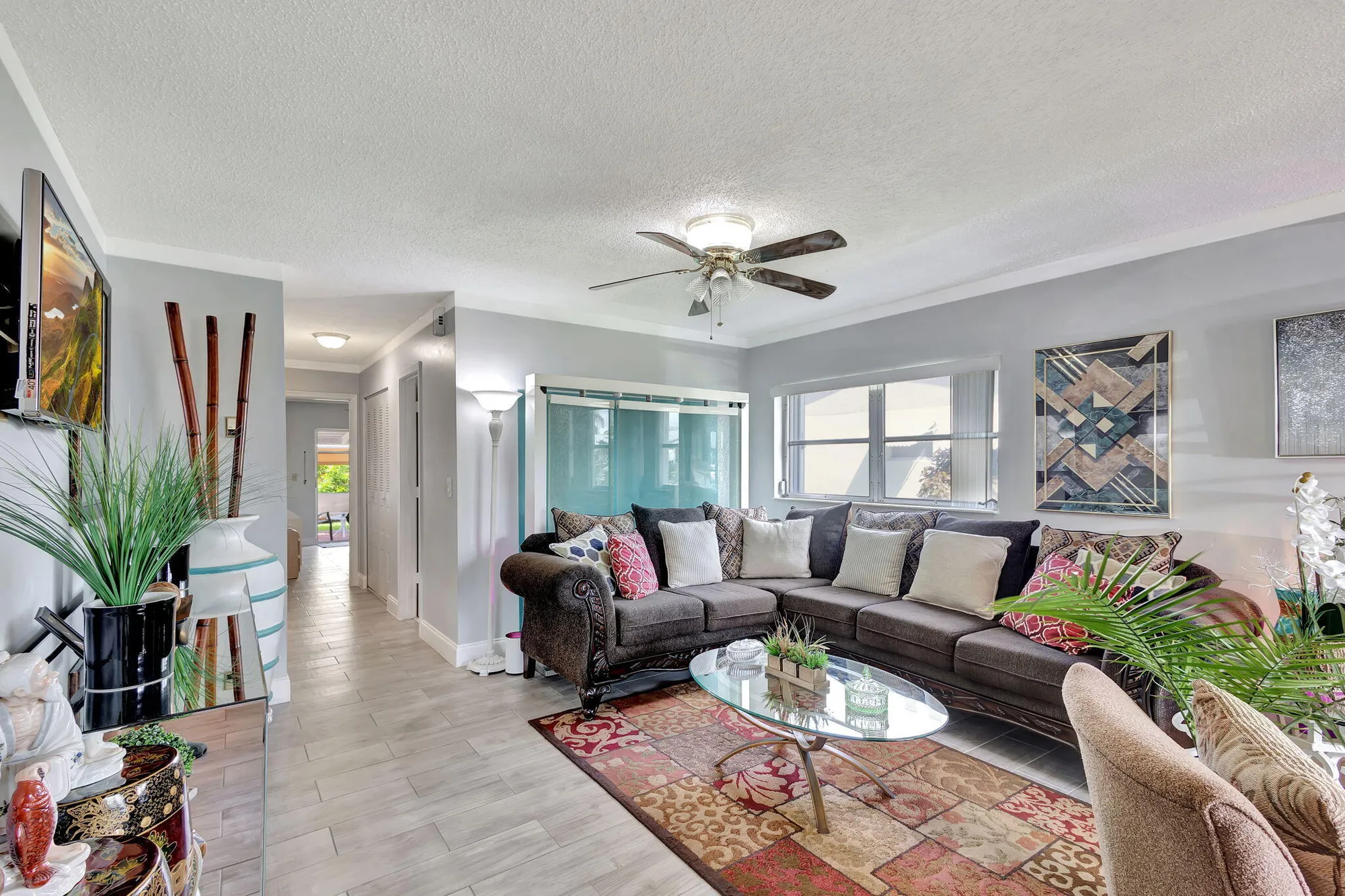 Property Slideshow image 23 of 85 | 3411 christopher st, West Palm Beach, FL, 33417