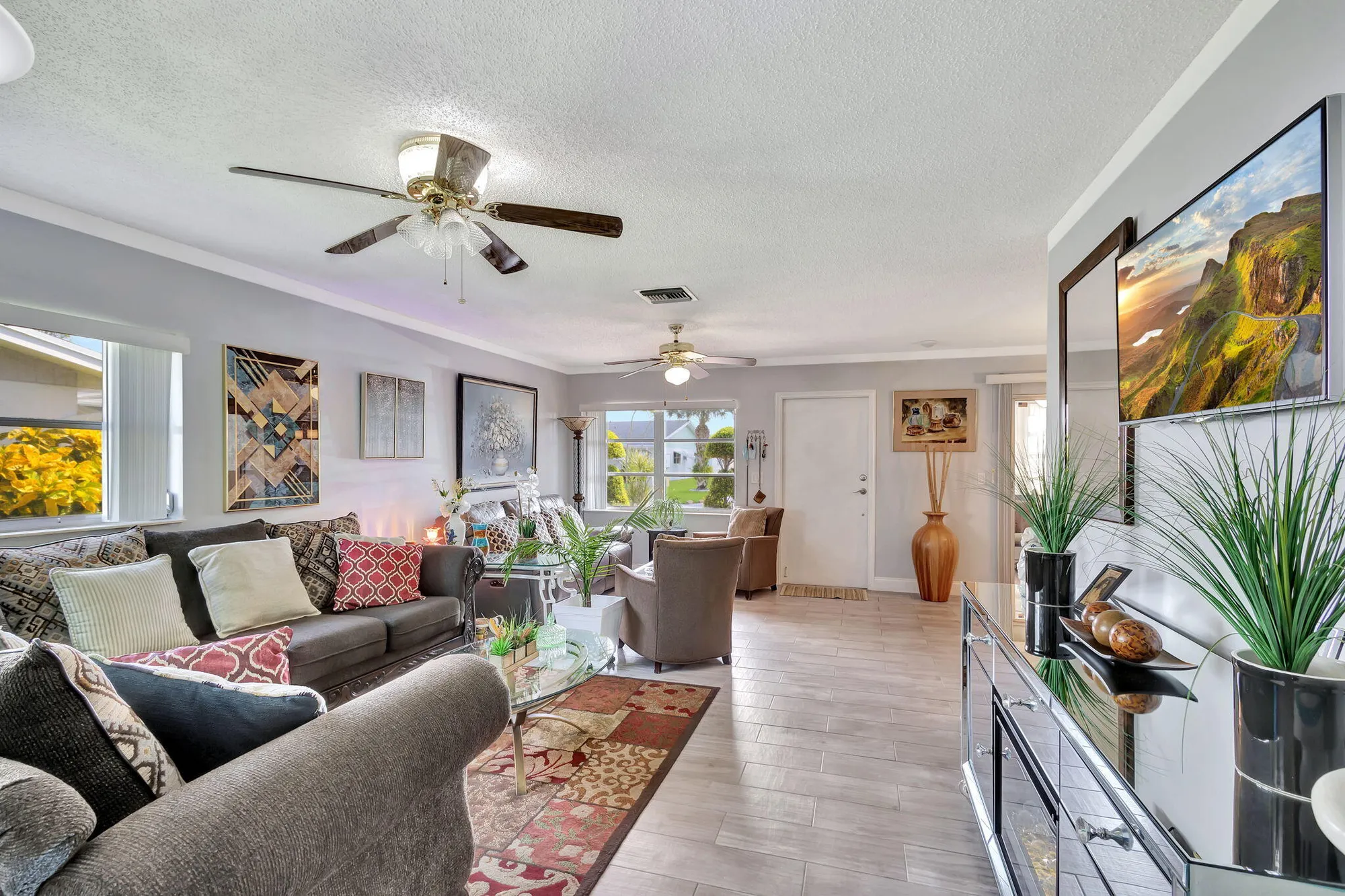Property Slideshow image 24 of 85 | 3411 christopher st, West Palm Beach, FL, 33417
