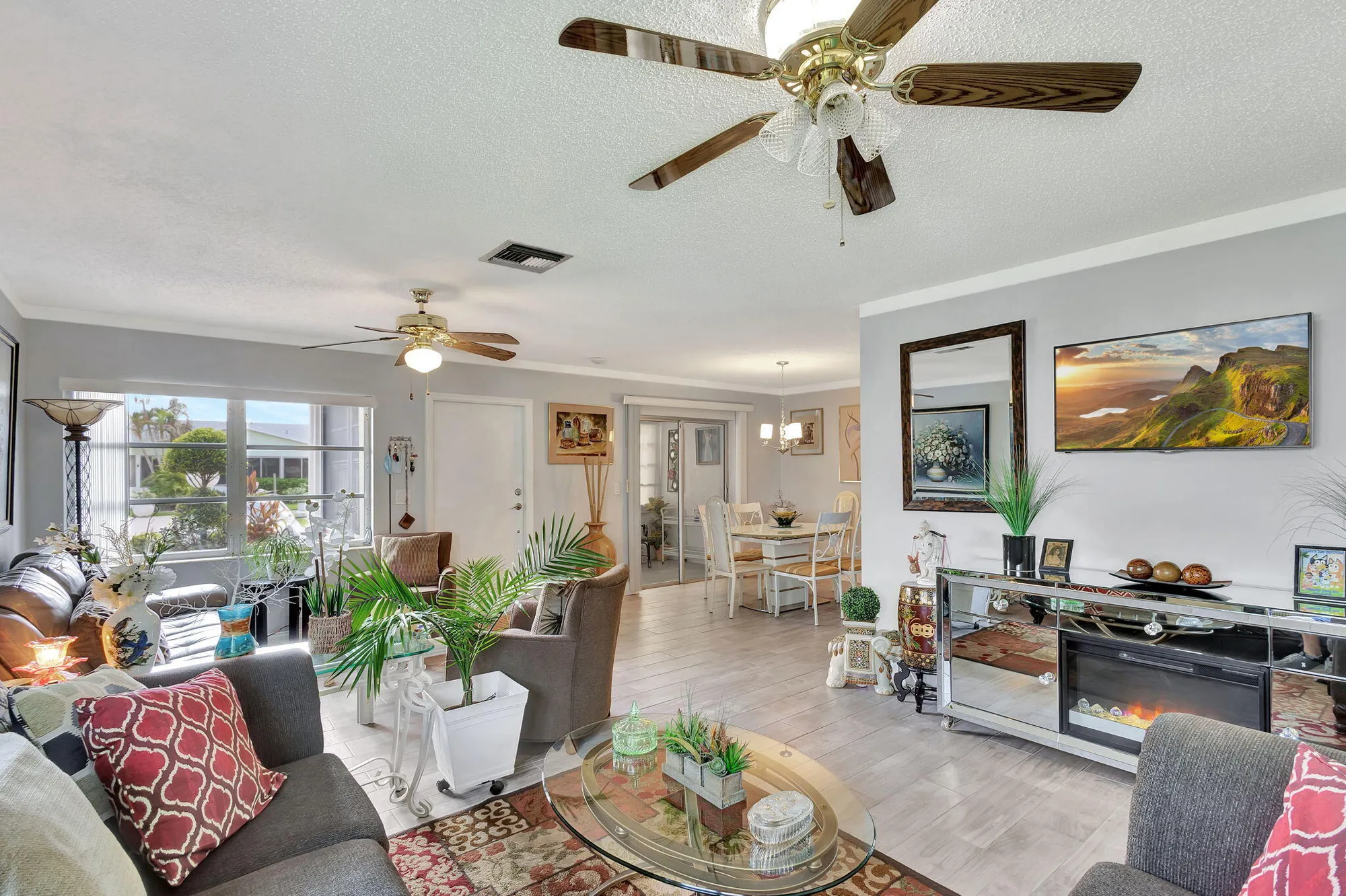 Property Slideshow image 26 of 85 | 3411 christopher st, West Palm Beach, FL, 33417