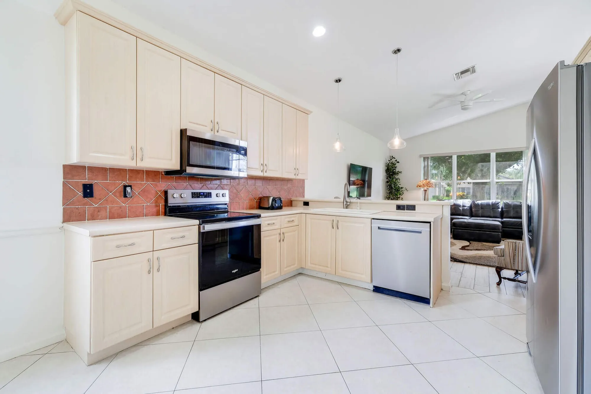 Property Slideshow image 11 of 74 | 8200 playa del sur blvd, Lake Worth, FL, 33467