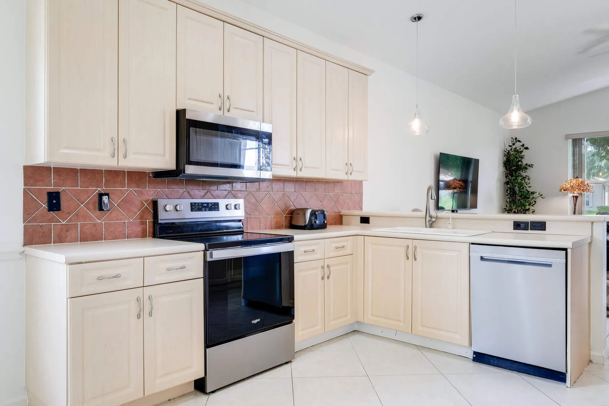 Property Slideshow image 12 of 74 | 8200 playa del sur blvd, Lake Worth, FL, 33467