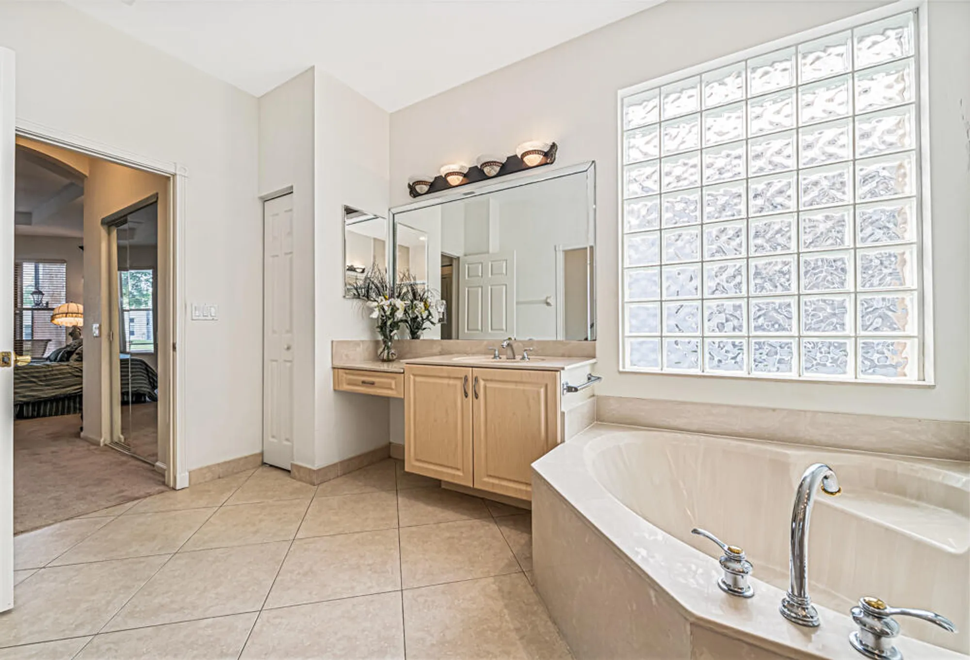 Property Slideshow image 55 of 74 | 8200 playa del sur blvd, Lake Worth, FL, 33467