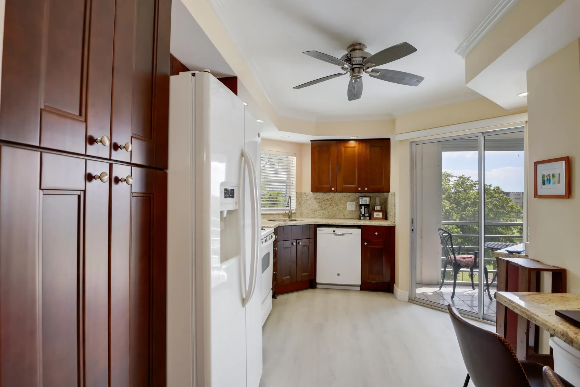 Property Slideshow image 6 of 27 | 3593 birdie dr apt 507, Lake Worth, FL, 33467