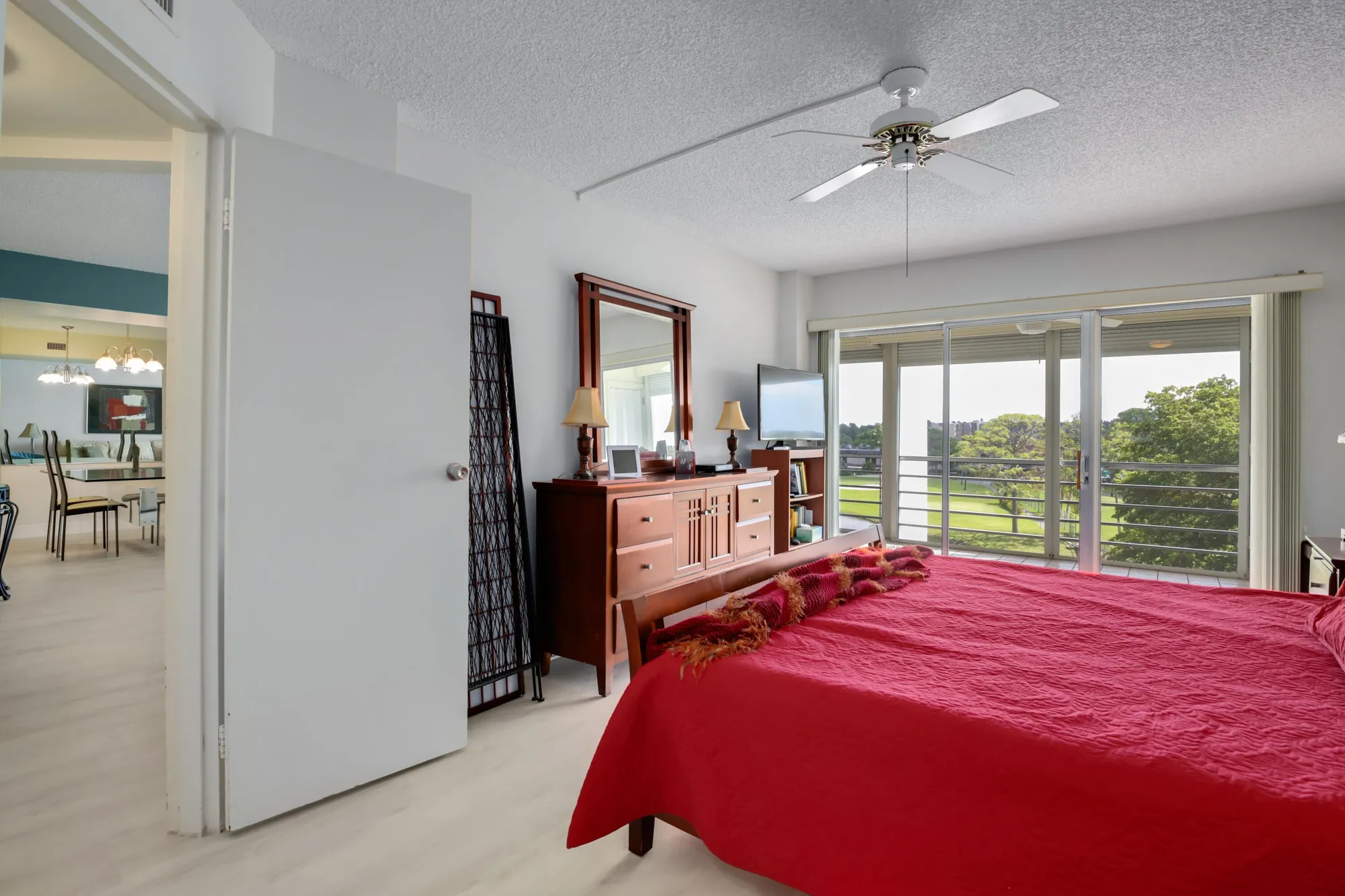 Property Slideshow image 15 of 27 | 3593 birdie dr apt 507, Lake Worth, FL, 33467