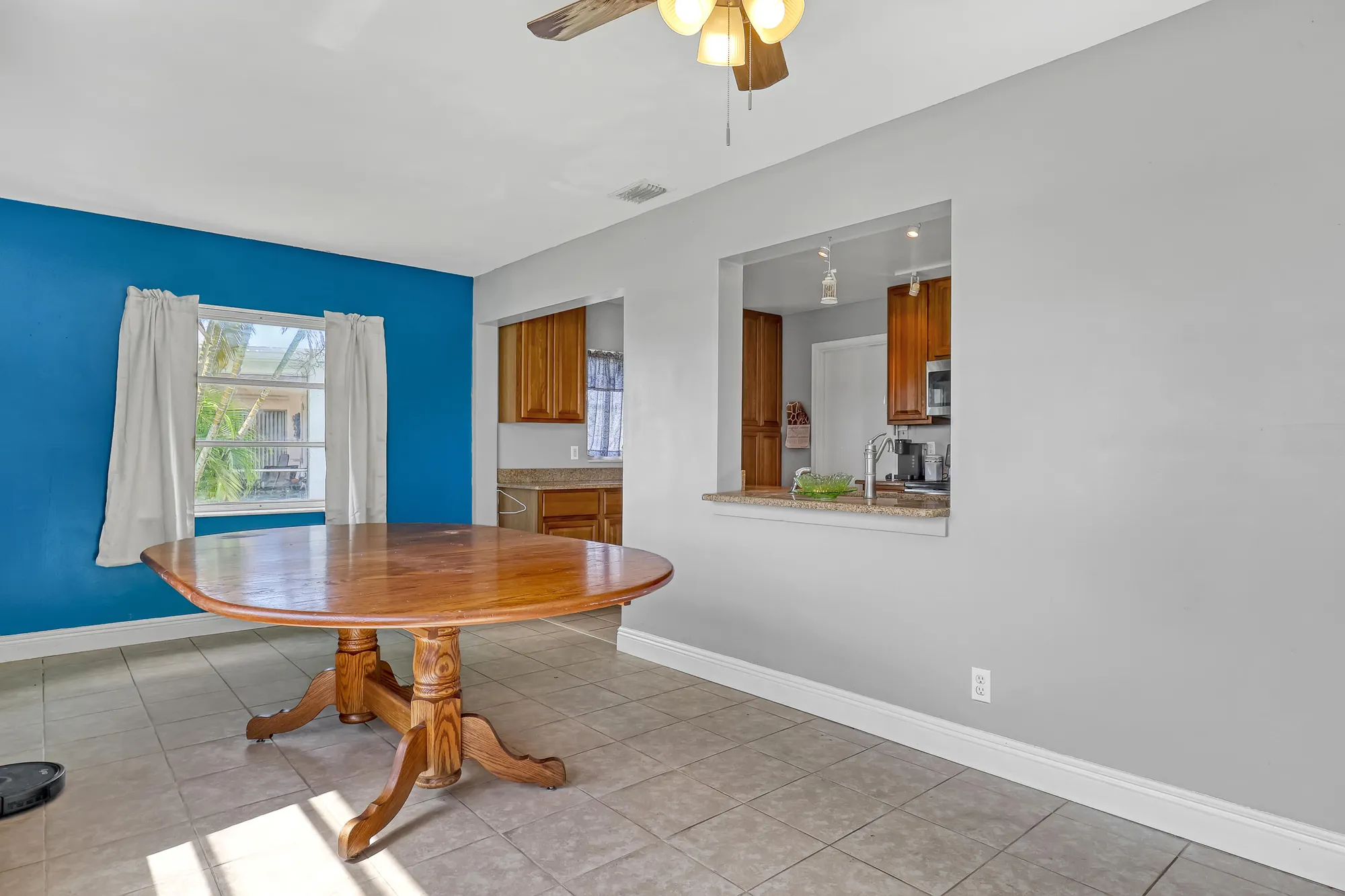 Property Slideshow image 17 of 45 | 5126 michael dr, West Palm Beach, FL, 33417