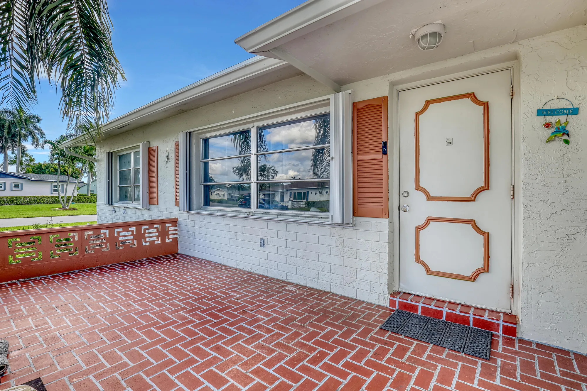 Property Slideshow image 6 of 45 | 5126 michael dr, West Palm Beach, FL, 33417