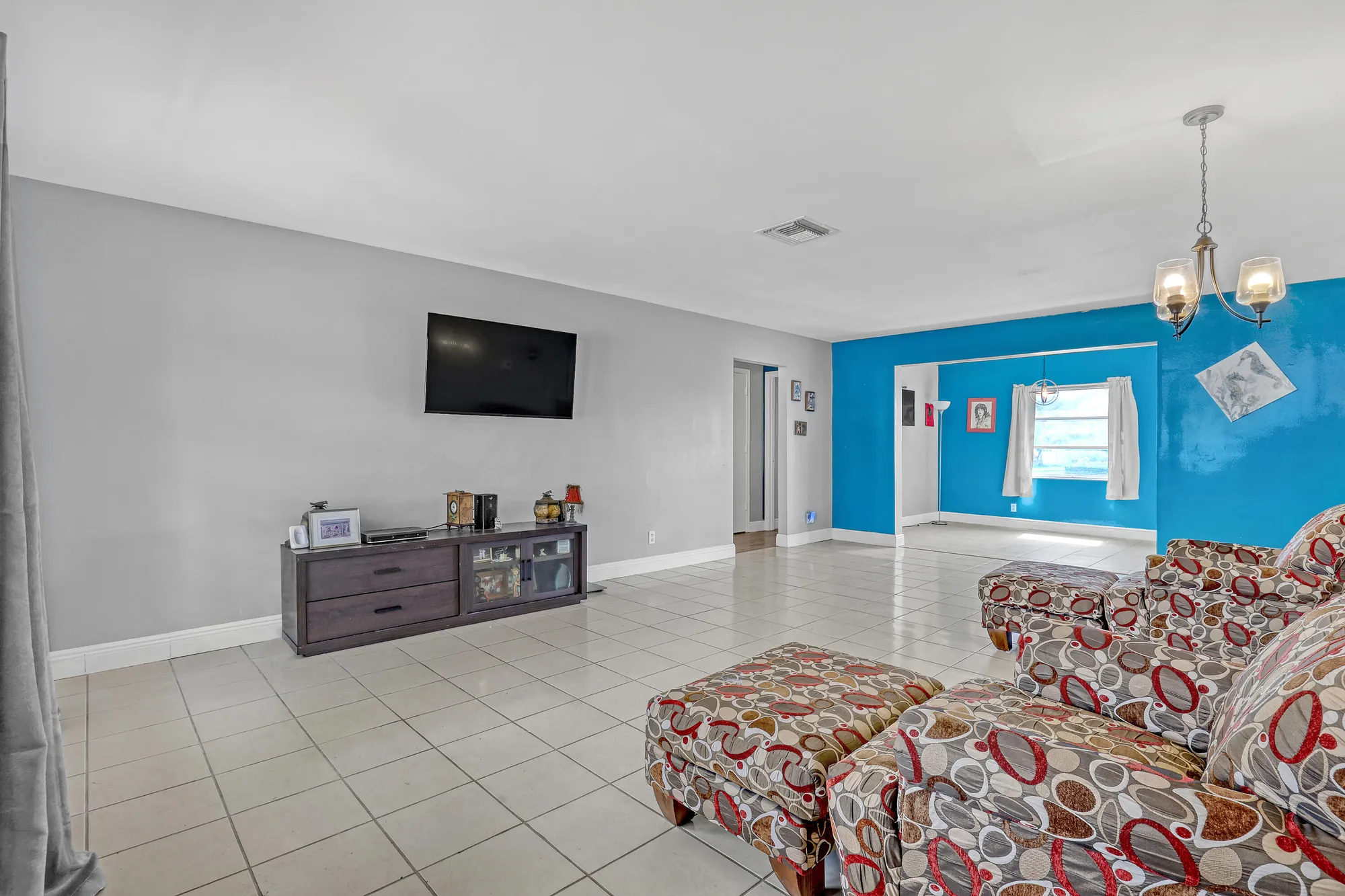 Property Slideshow image 9 of 45 | 5126 michael dr, West Palm Beach, FL, 33417