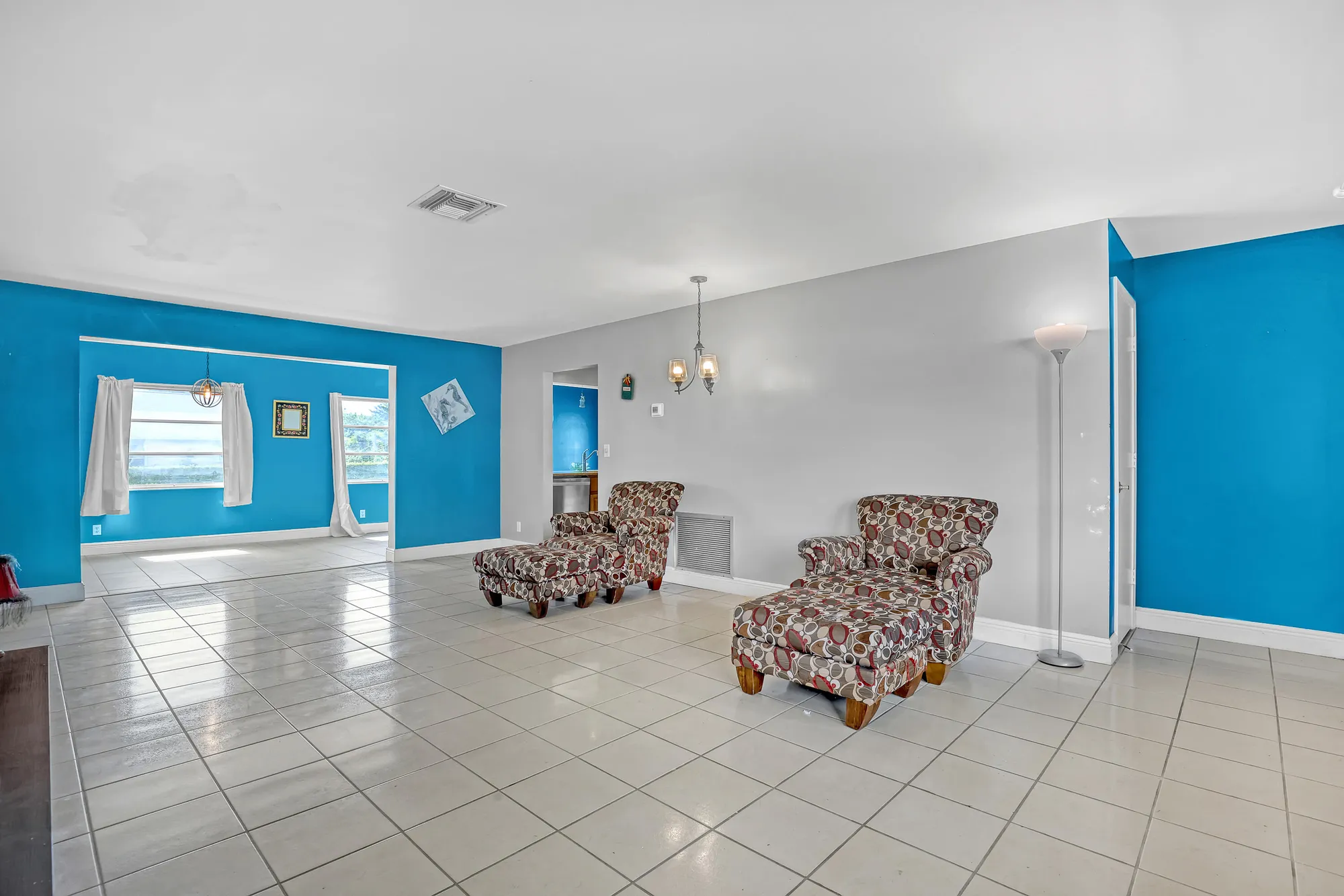 Property Slideshow image 10 of 45 | 5126 michael dr, West Palm Beach, FL, 33417