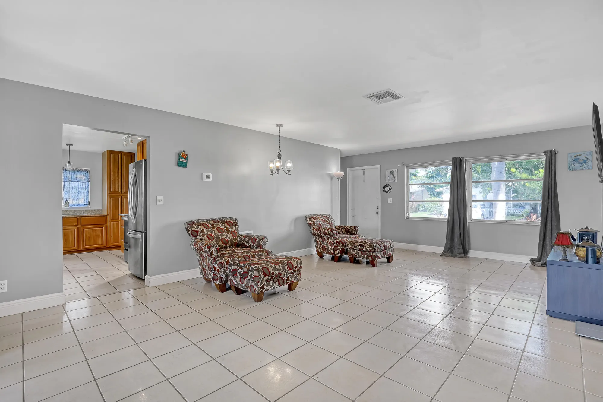 Property Slideshow image 11 of 45 | 5126 michael dr, West Palm Beach, FL, 33417
