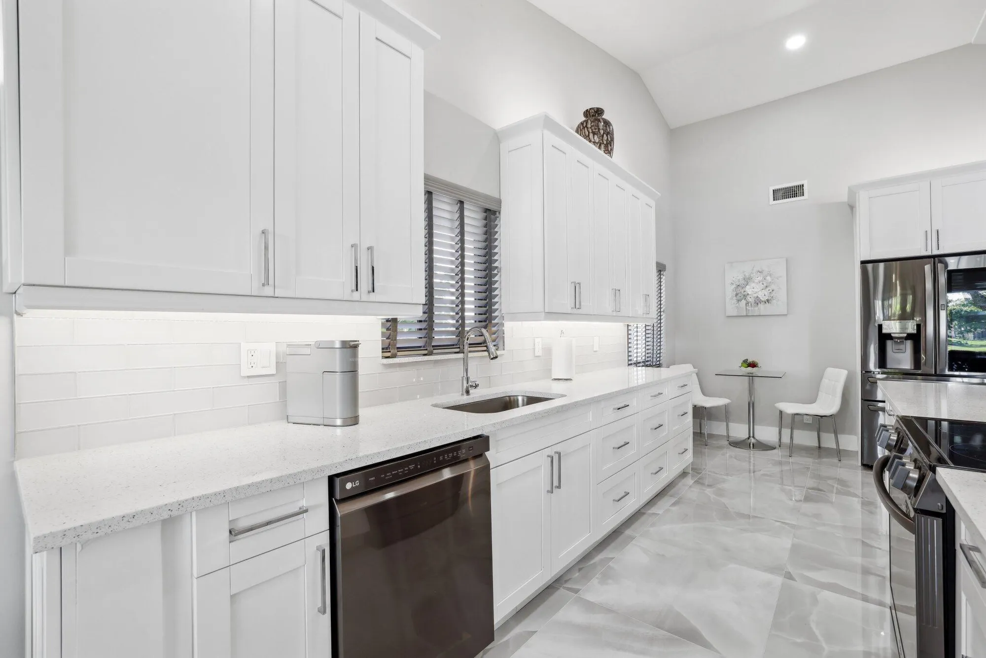 Property Slideshow image 12 of 52 | 4847 boxwood cir, Boynton Beach, FL, 33436