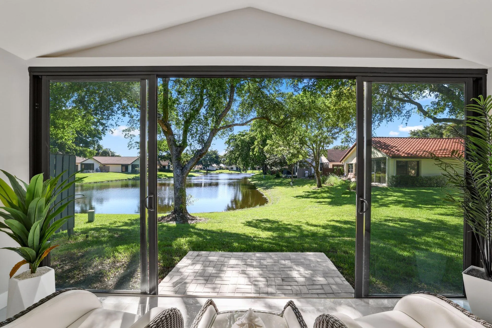 Property Slideshow image 22 of 52 | 4847 boxwood cir, Boynton Beach, FL, 33436