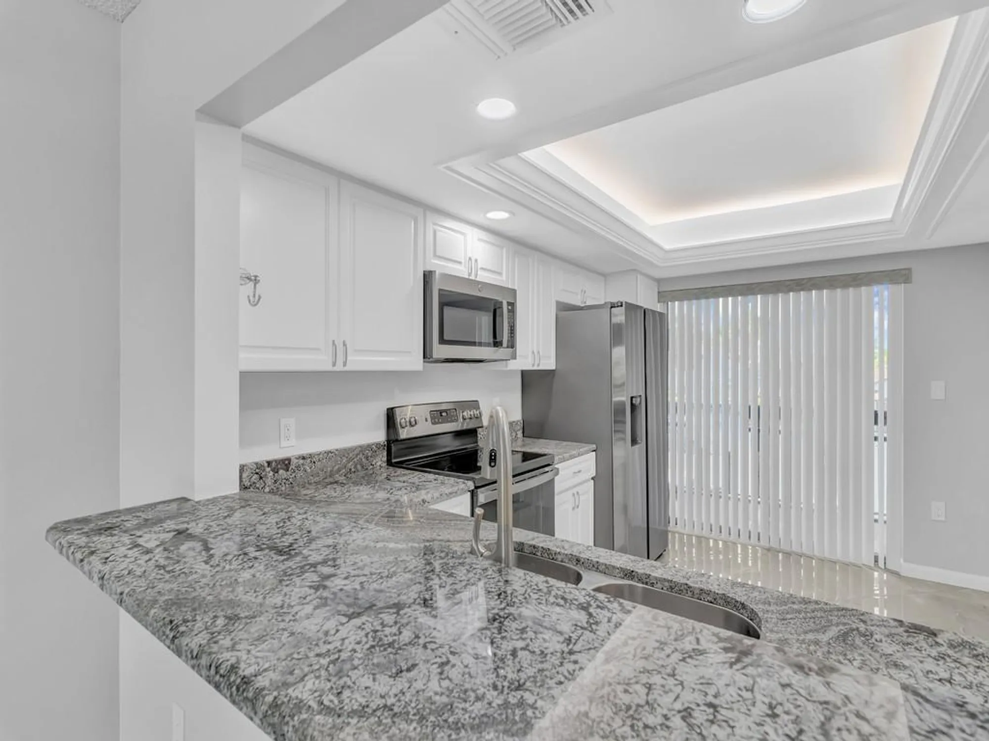 Property Slideshow image 14 of 35 | 3200 twin lakes ter apt 202, Fort Pierce, FL, 34951