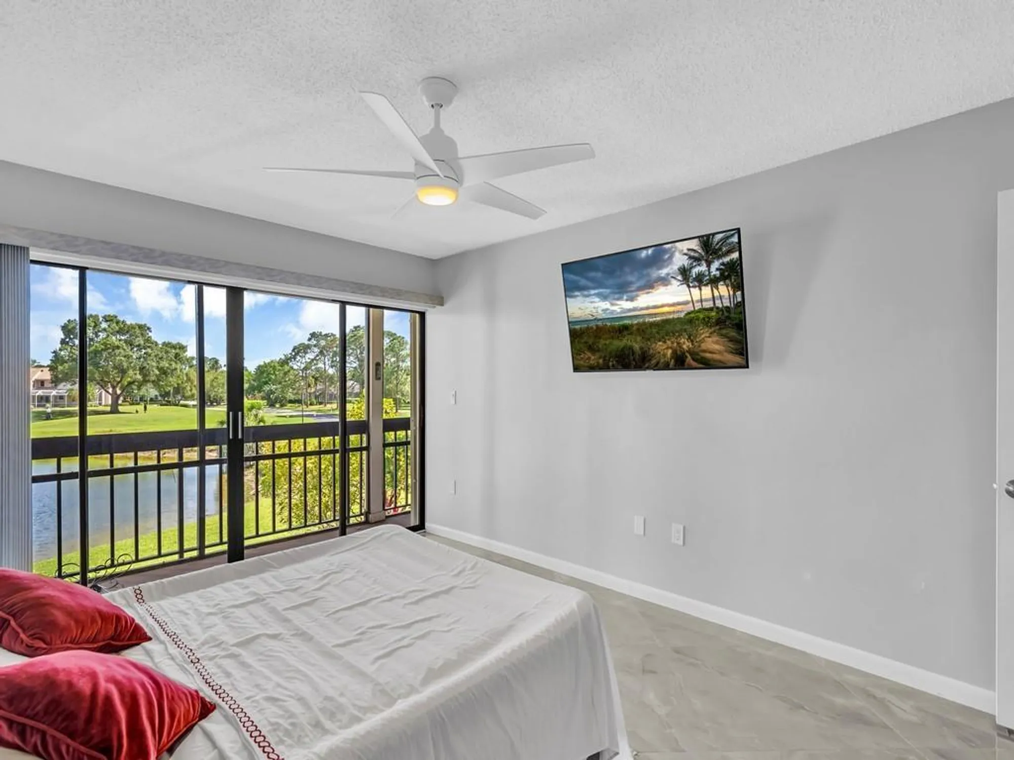 Property Slideshow image 16 of 35 | 3200 twin lakes ter apt 202, Fort Pierce, FL, 34951