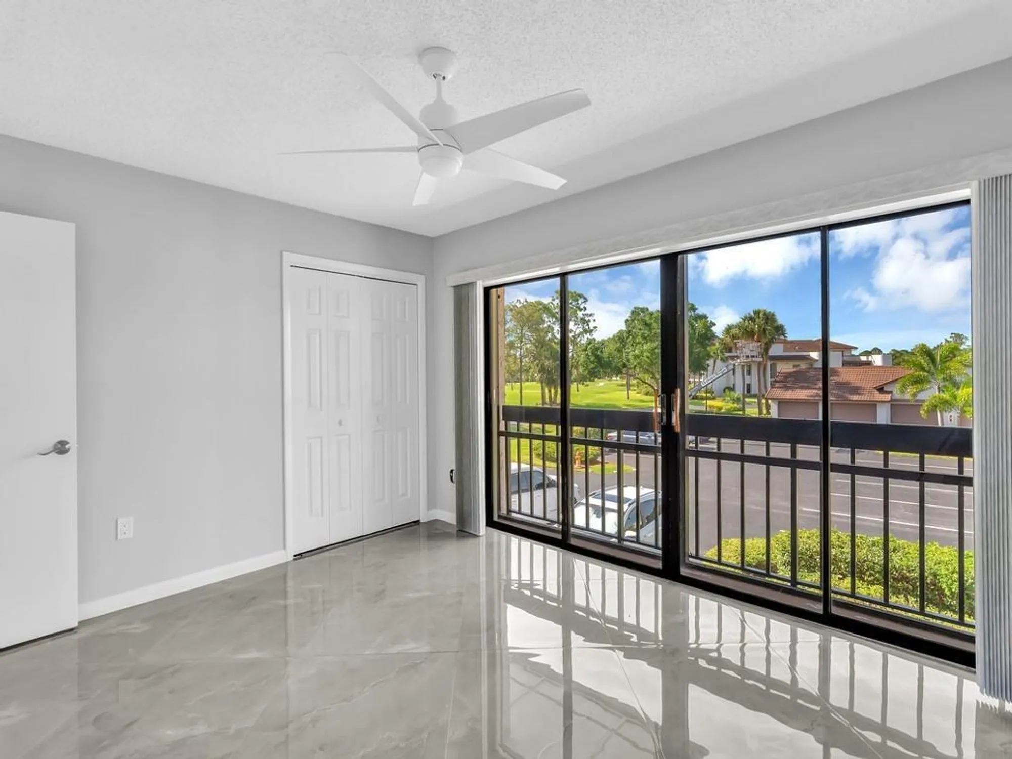 Property Slideshow image 20 of 35 | 3200 twin lakes ter apt 202, Fort Pierce, FL, 34951
