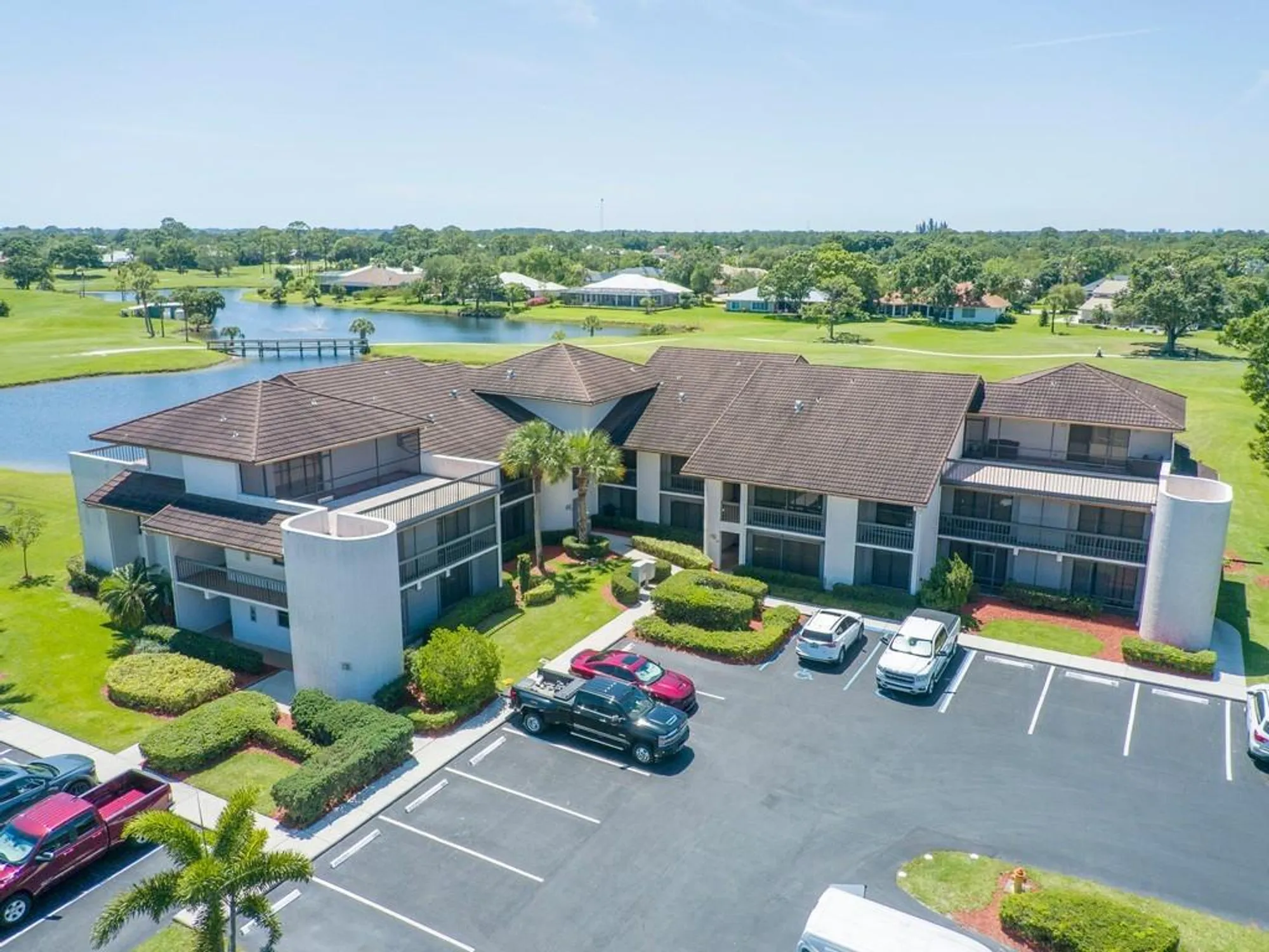 Property Slideshow image 25 of 35 | 3200 twin lakes ter apt 202, Fort Pierce, FL, 34951